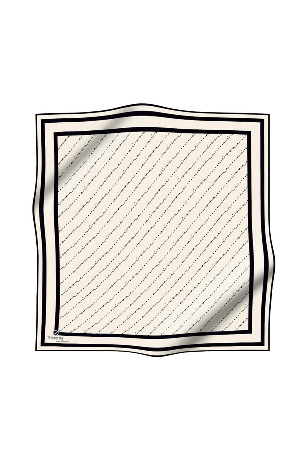 %100 Twill İpek El Yazısı Vissona Desenli Krem - Siyah Renkli Daha Tok Exclusive Serisi 90x90 Eşarp Kenar Dikiş Şekli : El Dikişi