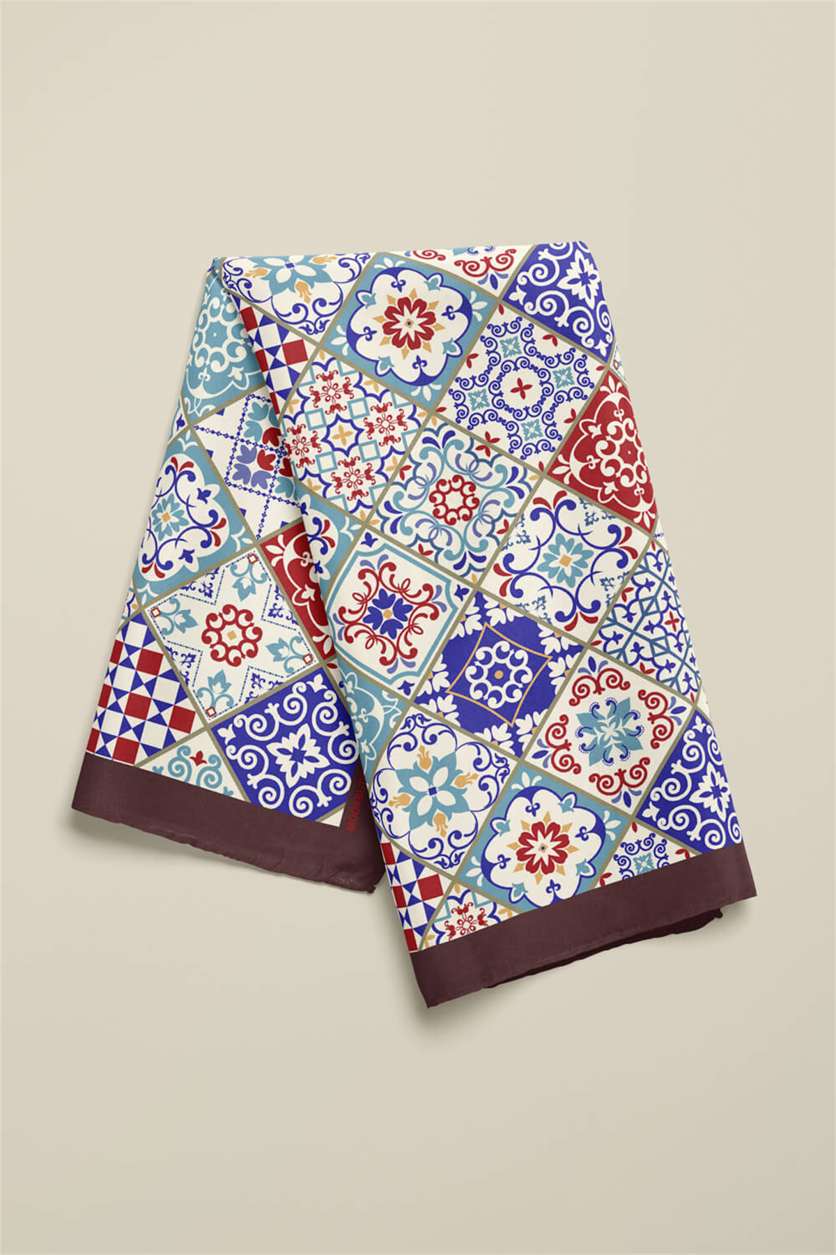 C49 Kadın Mavi Mini Çini Desenli 50x50 Bandana HYL DG0703-22