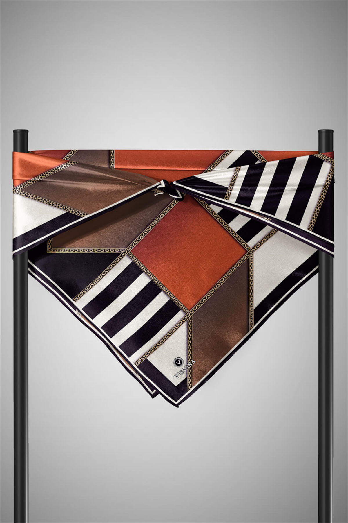 %100 Twill İpek Geometrik Desenli Taba - Vizon Renkli 90x90 Eşarp Dikim Şekli : El Dikişi