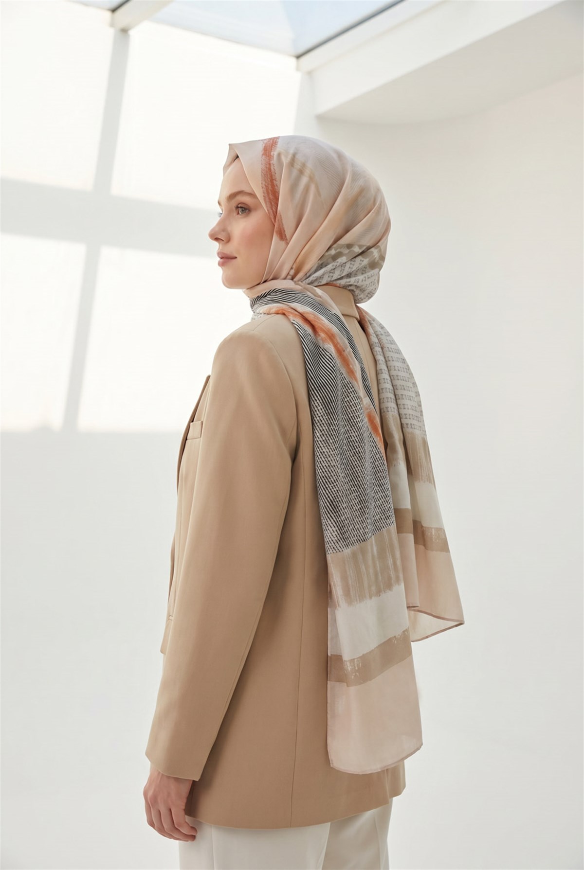 %100 Saf İpek Şal İnce Saten Vual Dokuma Patchwork Desenli Somon - Vizon Renkli 90x210 Şal