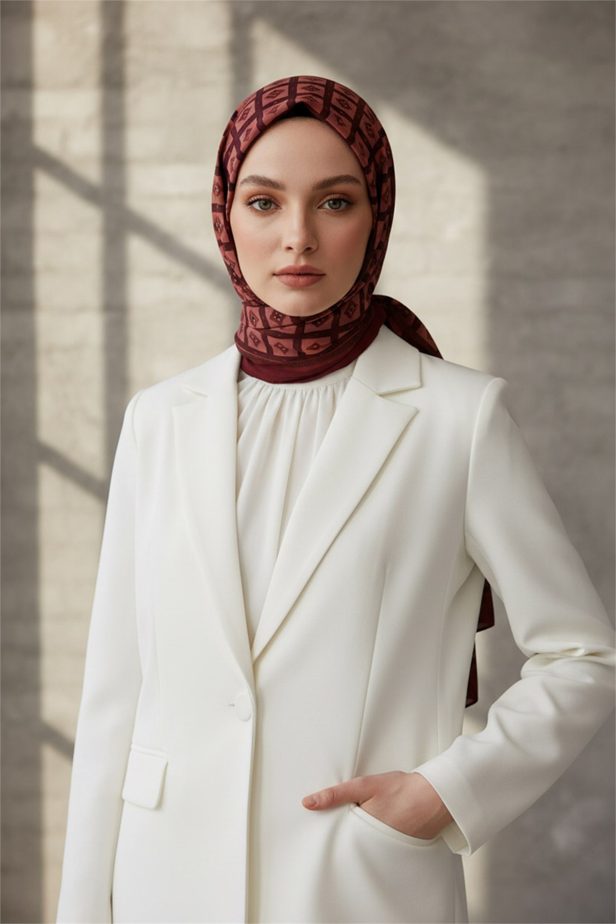 KREP KARE DESENLİ TABA RENKLİ 75X195 KIRIŞMAZ ŞAL