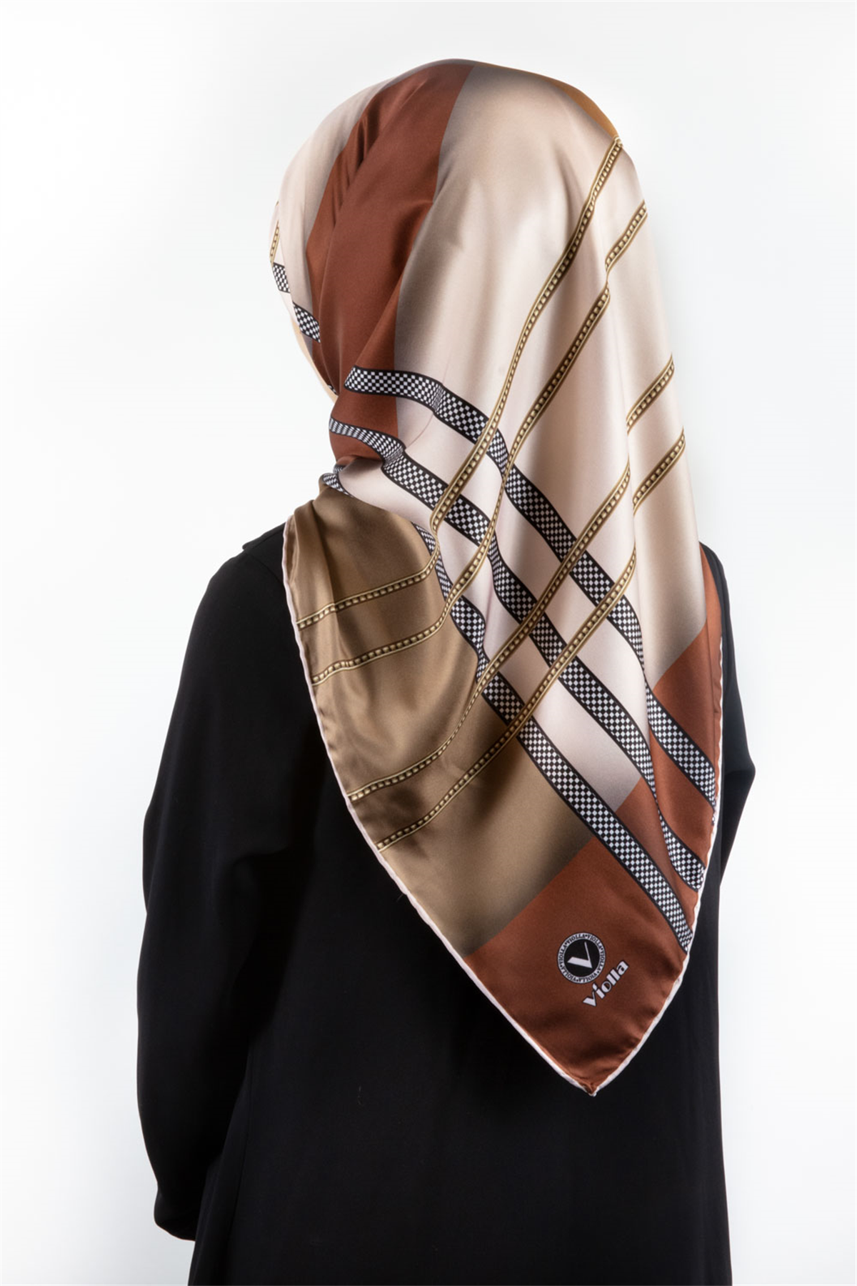 Twill Geometrik Desenli Taba - Hardal Renkli 90x90 Eşarp (İpek İçermez) Kenar Dikiş Şekli El Dikişli