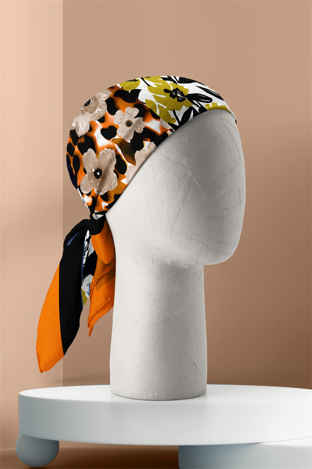 H47 Kadın Sarı Mavi Çiçek Desenli 50x50 Bandana HYL DG01631-22