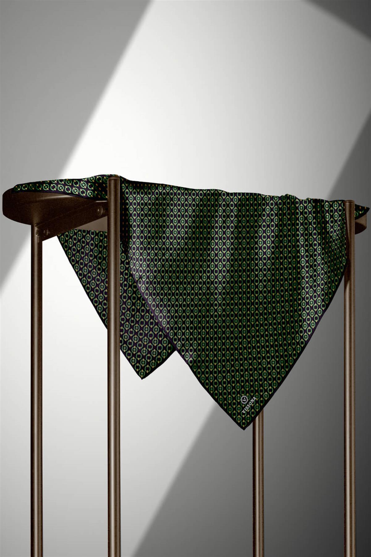 %100 Twill İpek Zincir Desenli Siyah - Zümrüt Renkli 90x90 Eşarp Kenar Dikiş Şekli El Dikişli