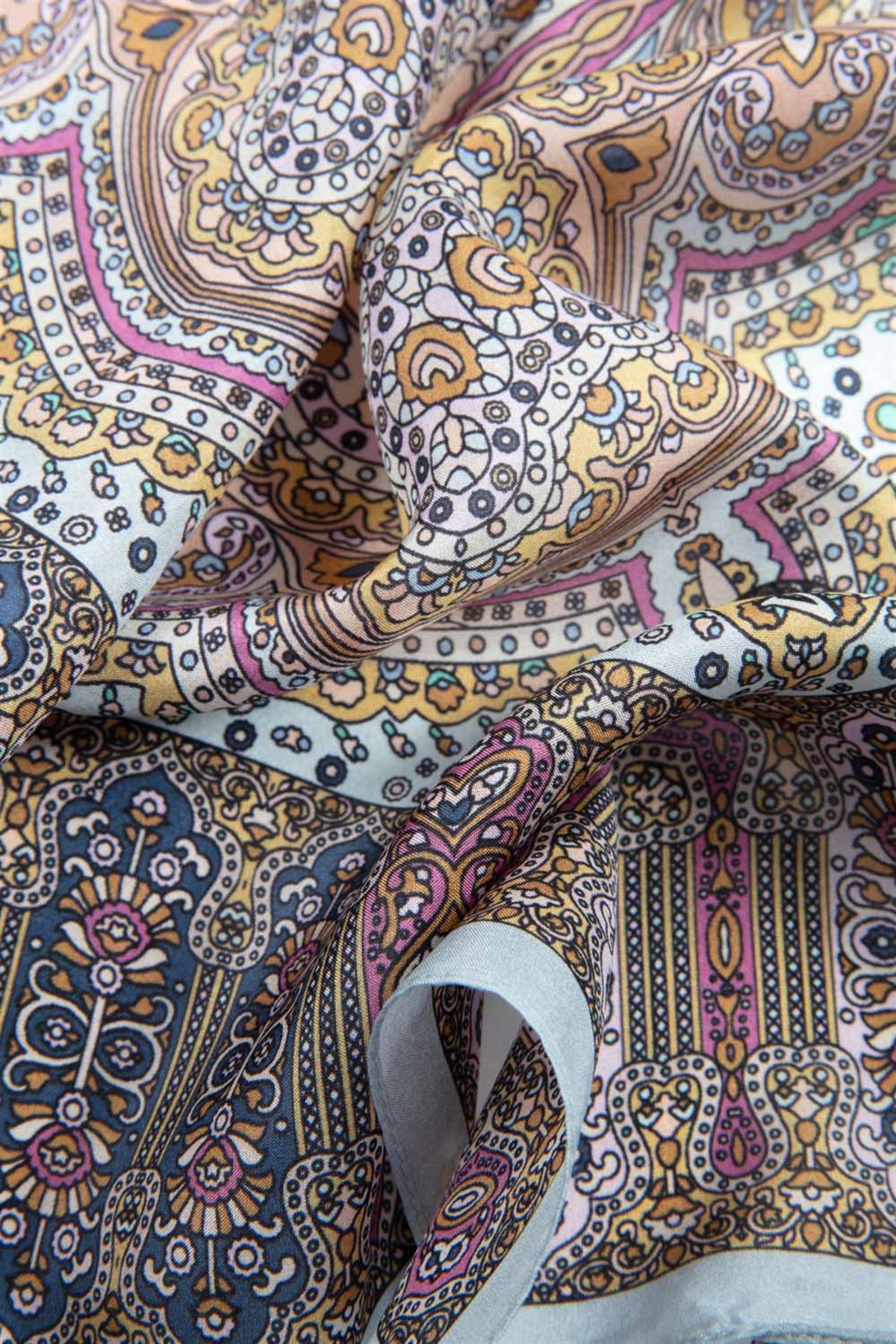 100% İpek Etnik Desenli Bebe Mavisi - Pudra Renkli 92x210 Şal