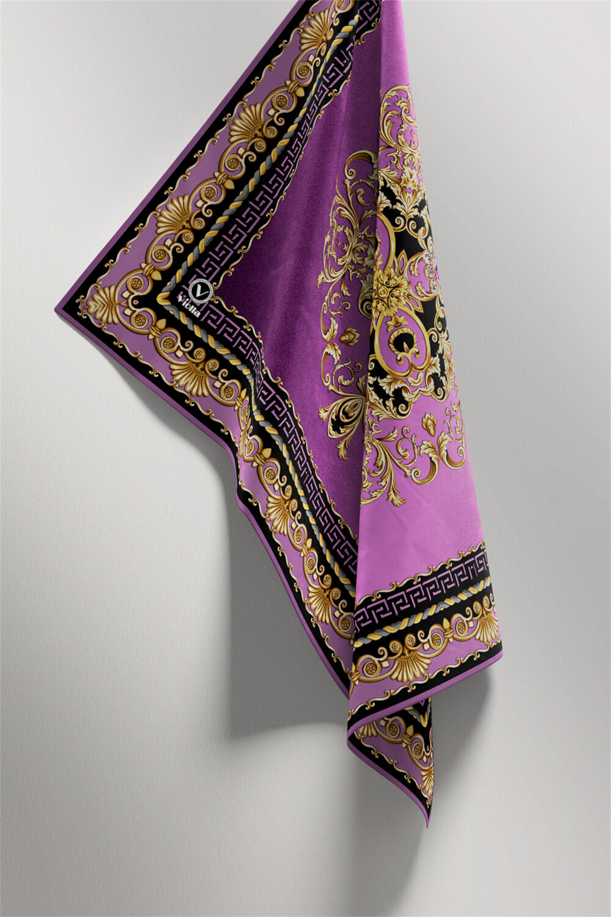 Twill Barok Desenli Lila Renkli 90x90 Eşarp (İpek İçermez) Dikim Şekli : El Dikişi