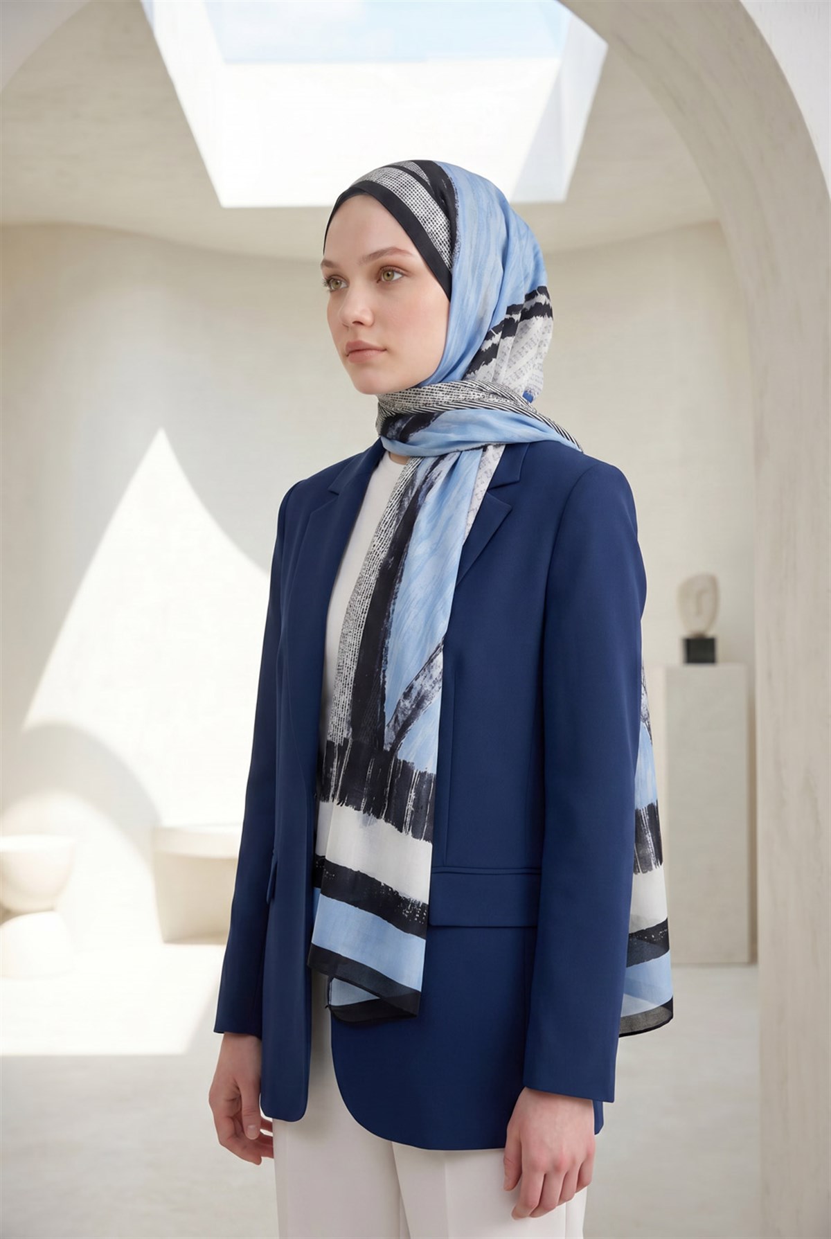 %100 Saf İpek Şal İnce Saten Vual Dokuma Patchwork Desenli Siyah - Bebe Mavisi Renkli 90x210 Şal