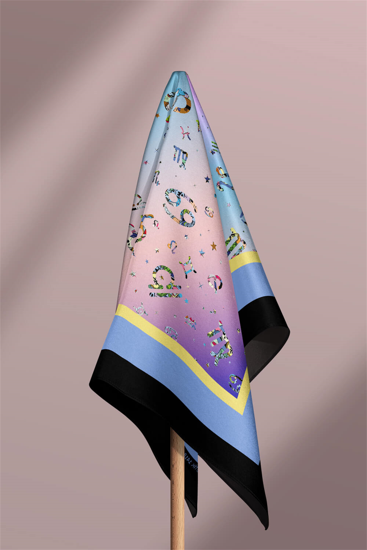 G28 Kadın Mavi Number Desenli 50x50 Bandana HYL DG01418-22