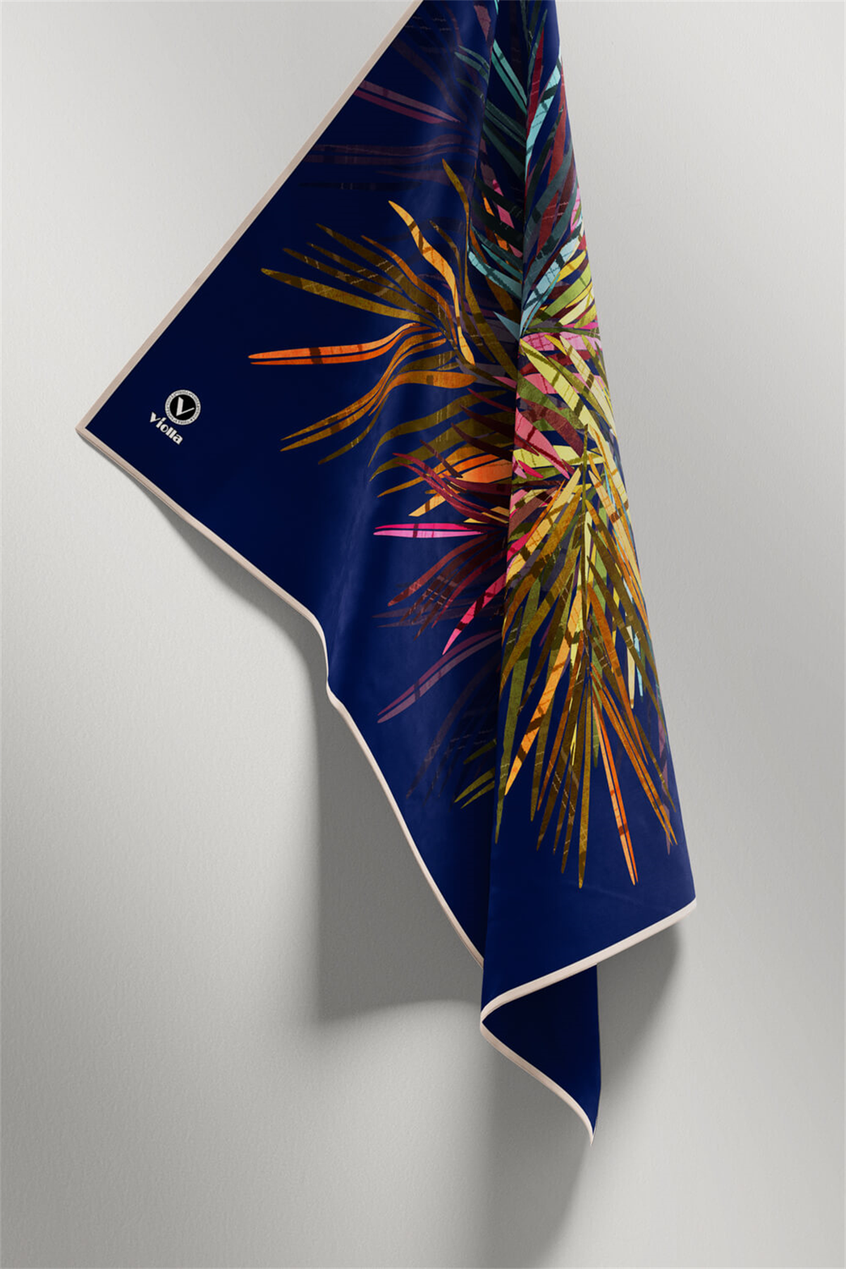 Twill Havai Fişek Desenli Lacivert Renkli 90x90 Eşarp (İpek İçermez) Kenar Dikiş Şekli El Dikişli
