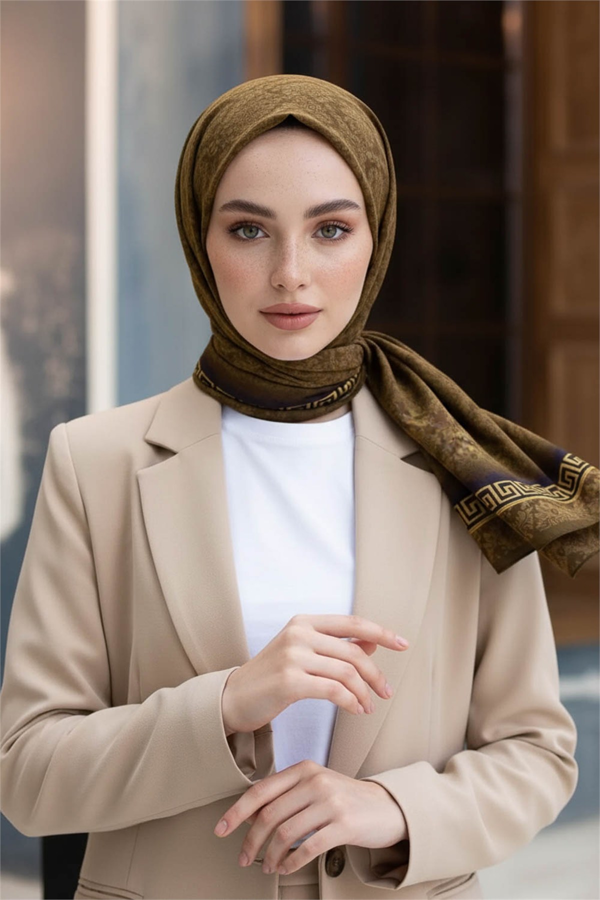 KREP GOLD DETAYLI BAROK DESENLİ KAHVERENGİ RENKLİ 75X195 KIRIŞMAZ ŞAL