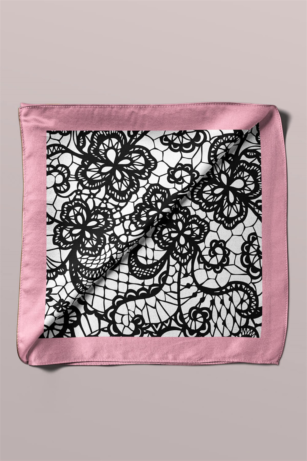 Violla B91  Kadın Dantel Desenli Bandana 50x50 Siyah Beyaz DG0115-22