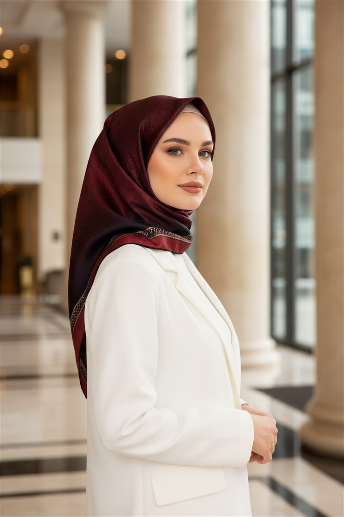 %100 Twill İpek Eşarp 90x90 Bordo Barok Desenli El Dikişli Kadın Eşarp