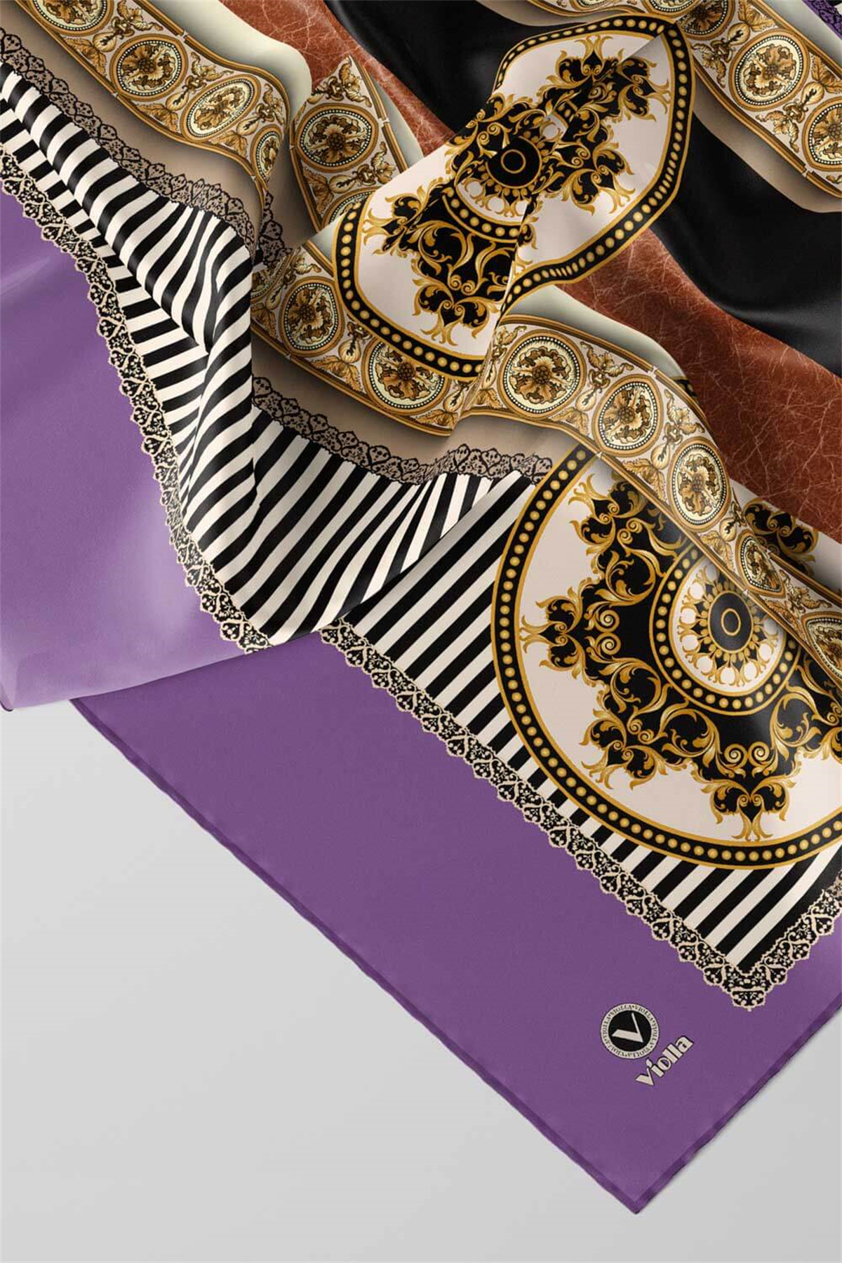 Twill Çizgili ve Barok Desenli Mor Renkli 90x90 Eşarp (İpek İçermez) Kenar Dikiş Şekli El Dikişli