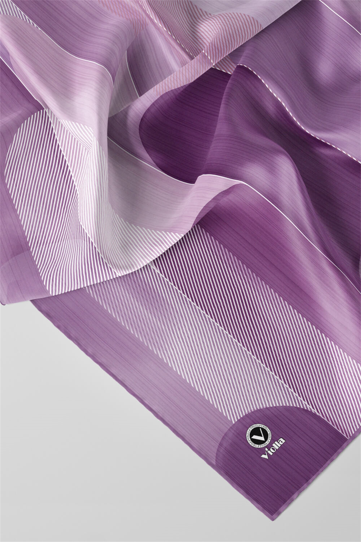 Twill Geometrik Desenli Mor Renkli 90x90 Eşarp (İpek İçermez) Kenar Dikiş Şekli El Dikişli