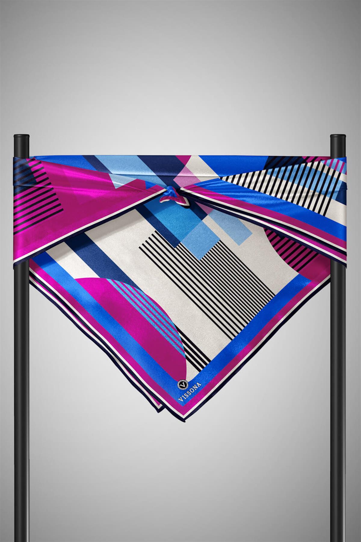 100% Twill İpek Geometrik Desenli Saks - Fuşya Renkli 90x90 Dikim Şekli : El Dikişi Eşarp