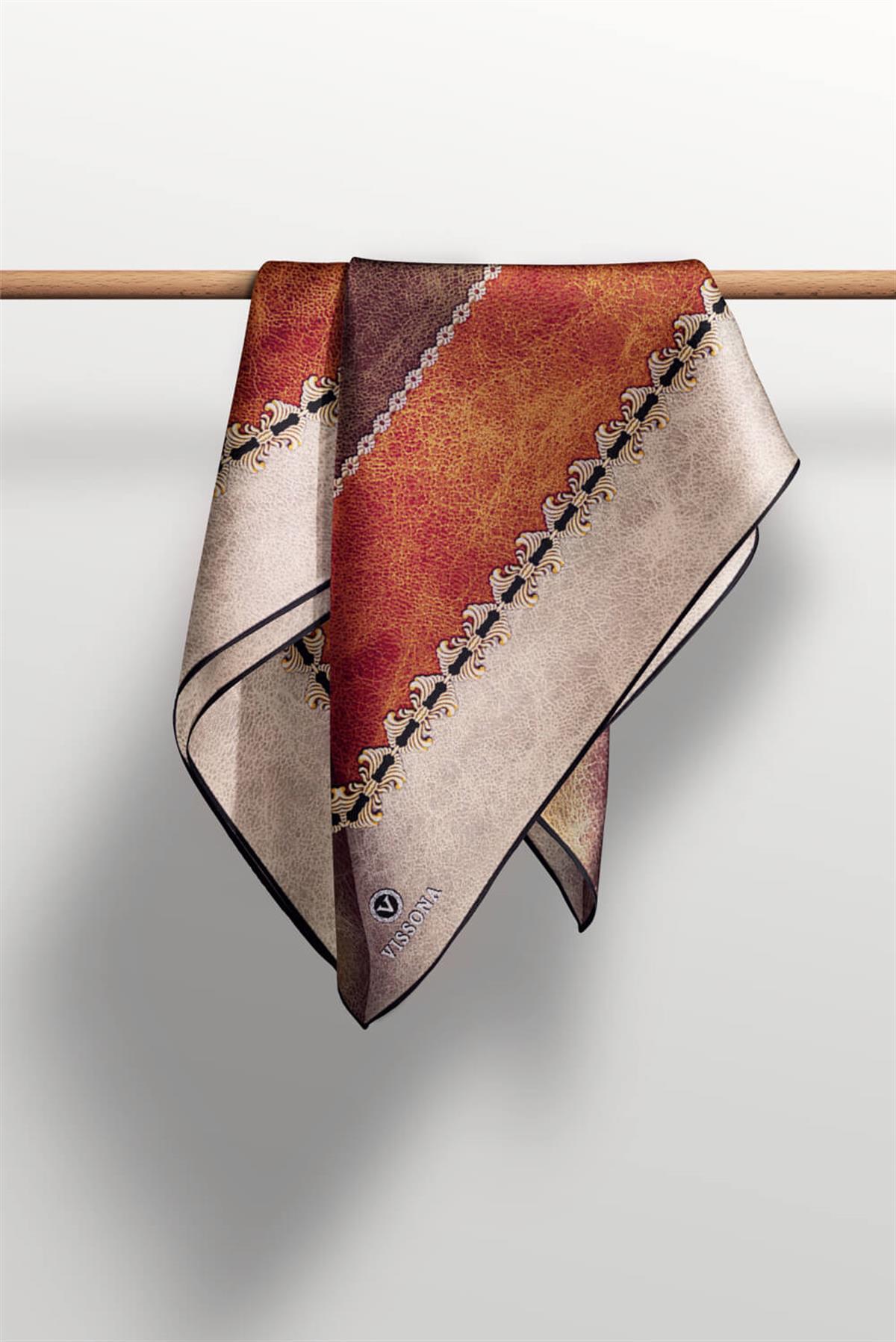 %100 Twill İpek Geometrik Desenli Taba - Hardal Renkli 90x90 Eşarp Dikim Şekli : El Dikişi