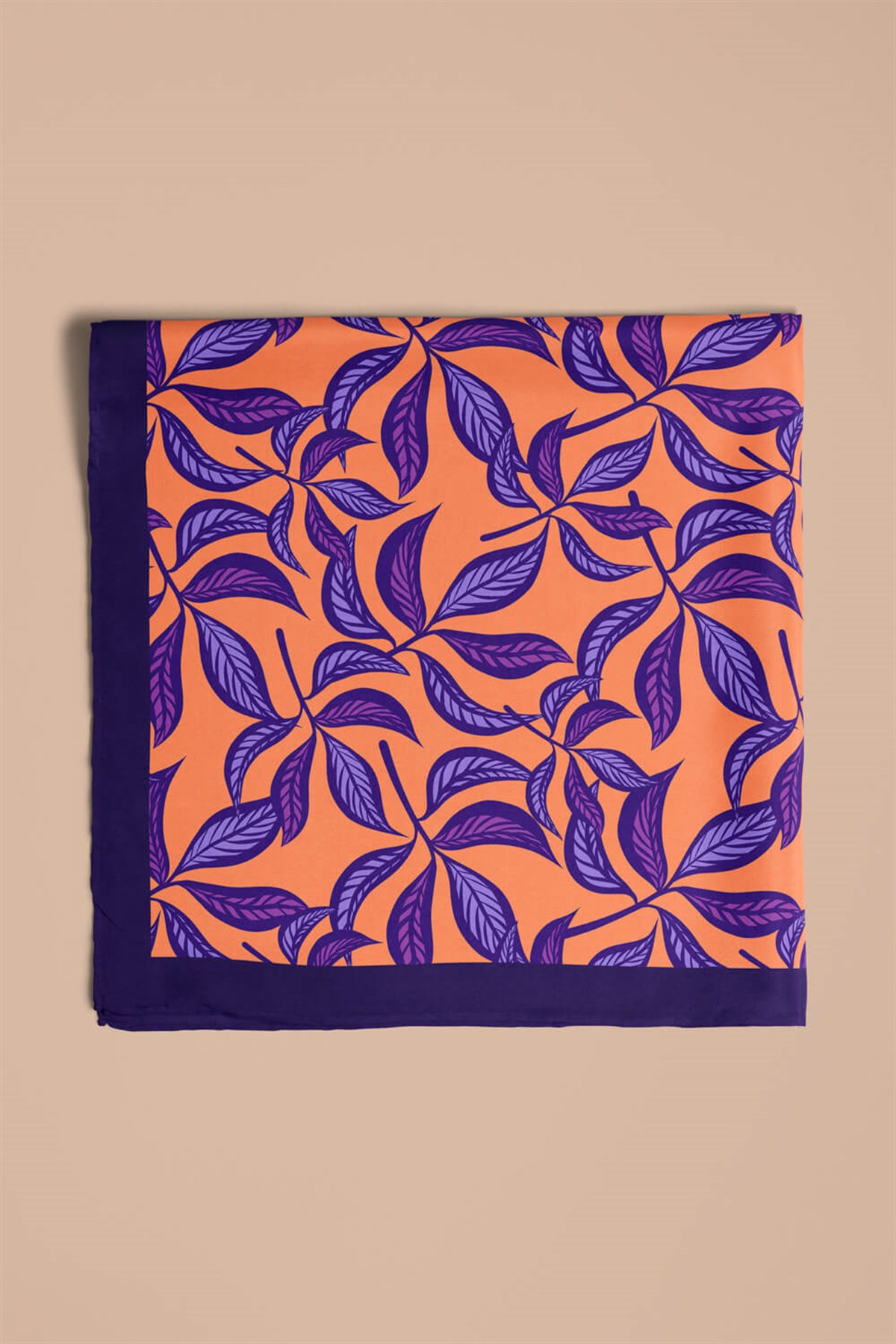 Violla Kadın Mor Turuncu Basil Desenli 50x50 Bandana HYL DG0801-22
