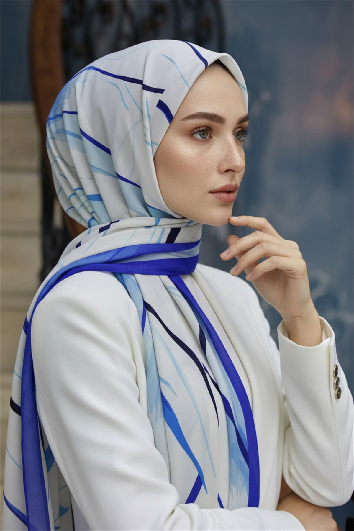 KREP ÇİZGİ DESENLİ SAKS RENKLİ 75X195 KIRIŞMAZ ŞAL