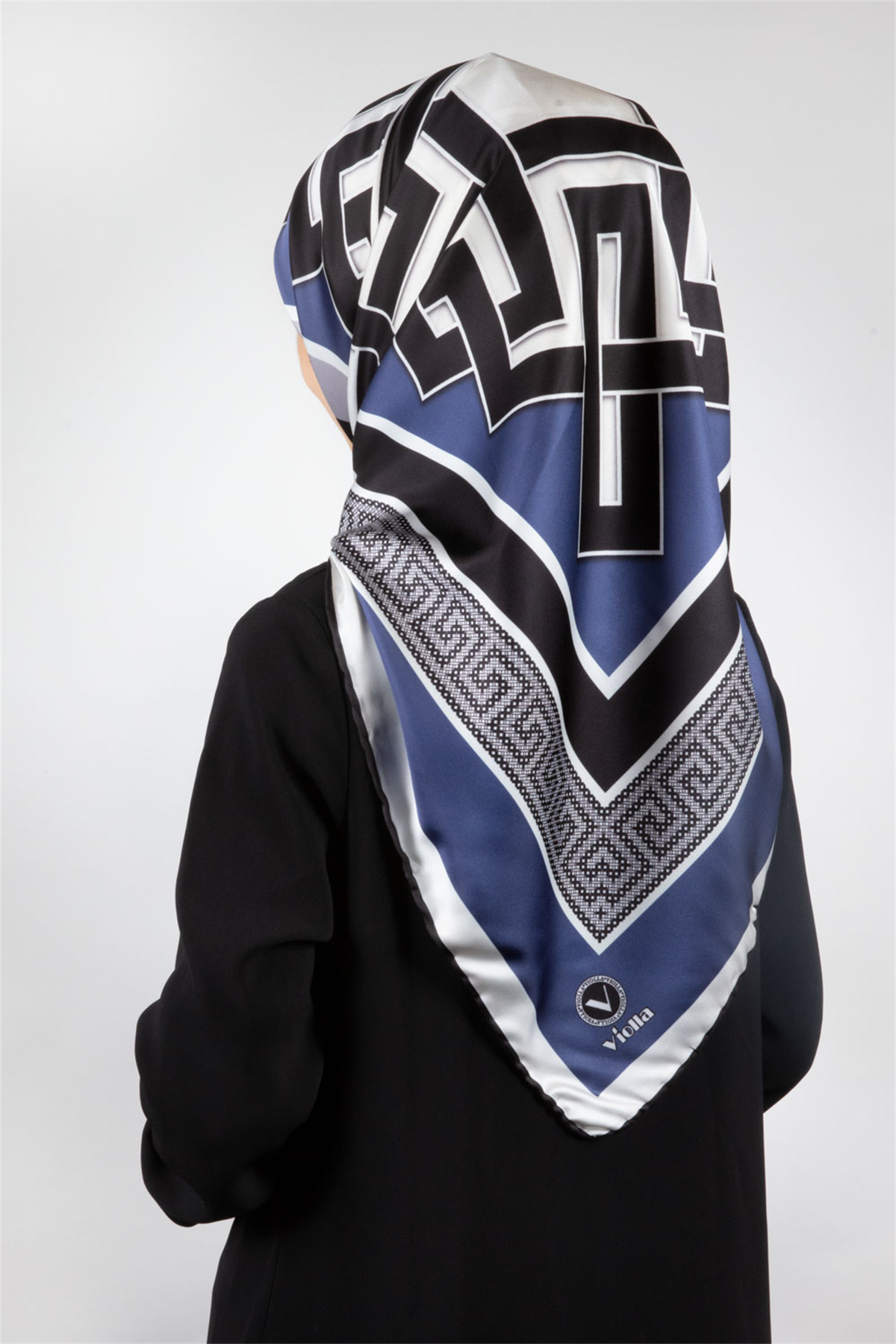 Twill Çizgili Sonsuzluk Düğümü Desenli İndigo Renkli 90x90 Eşarp (İpek İçermez)