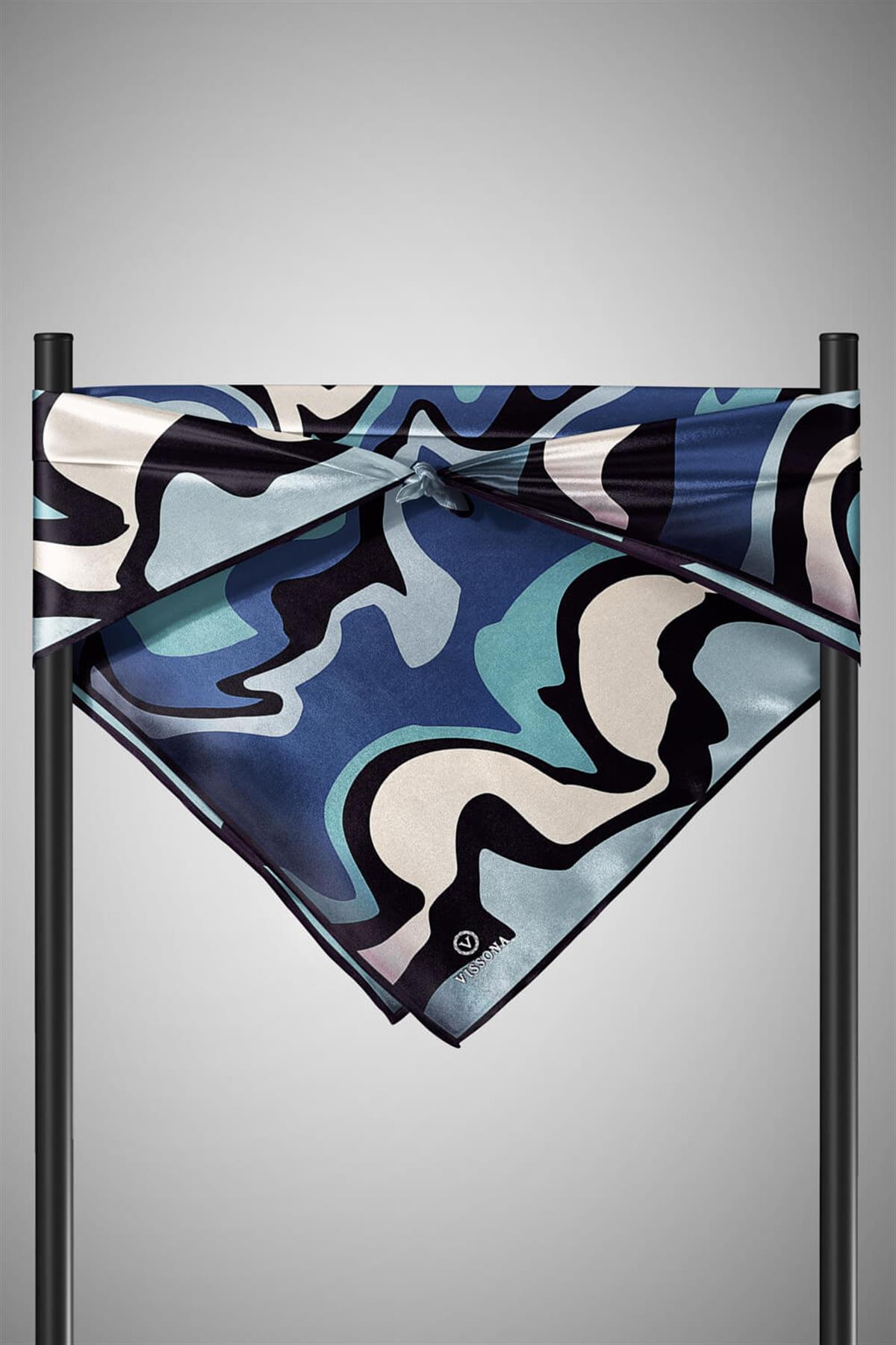 100% Twill İpek Dalga Desenli İndigo - Petrol Mavisi Renkli 90x90 Dikim Şekli : El Dikişi Eşarp