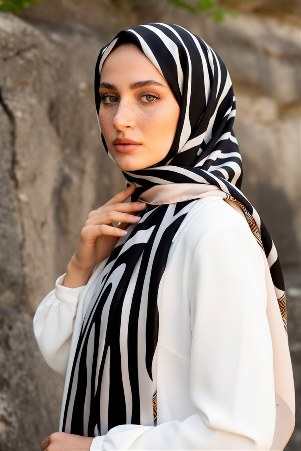 %100 Saf İpek Şal İnce Saten Vual Dokuma Zebra Desenli 90x210 Şal