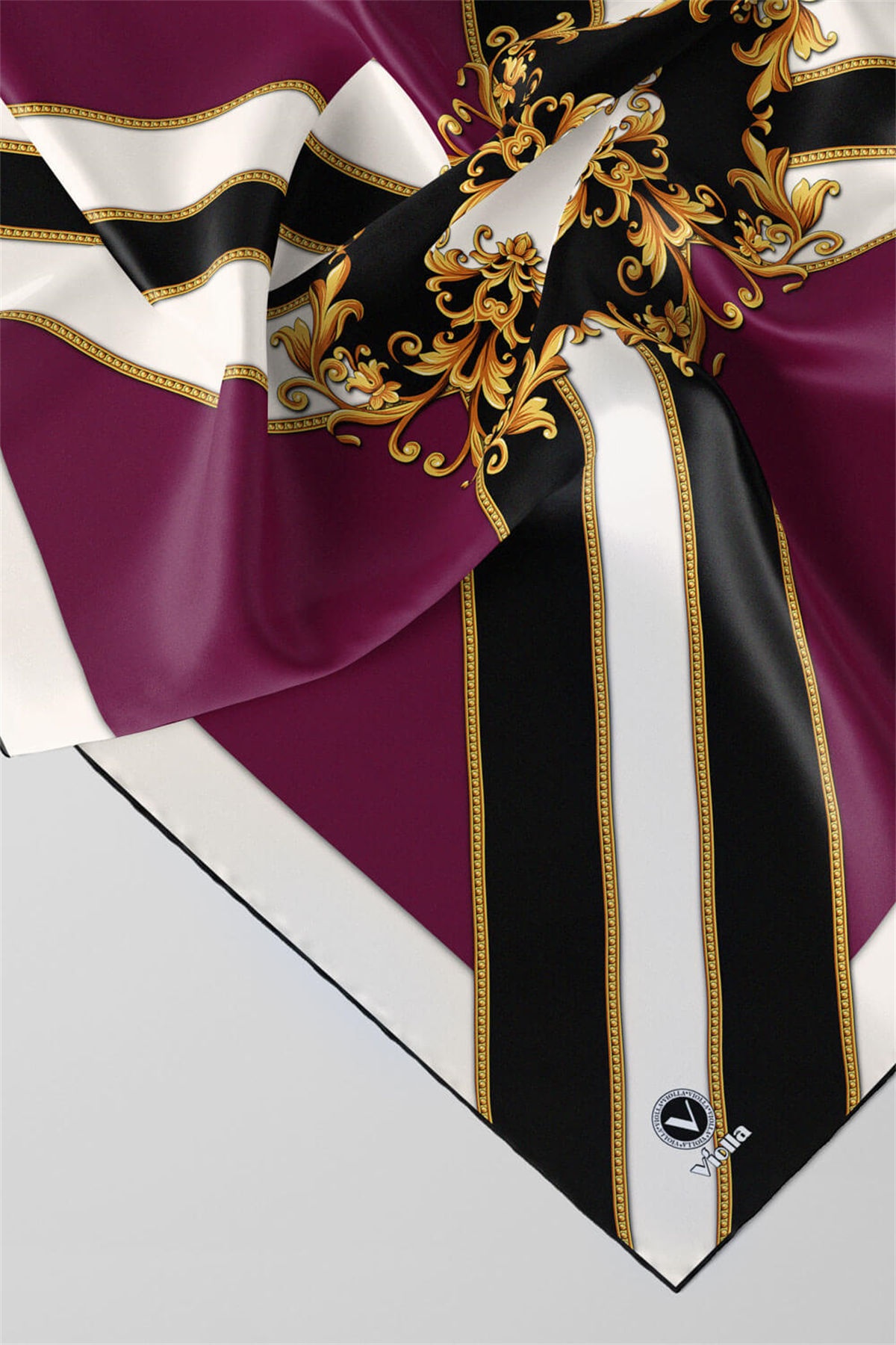 Twill Barok Desenli Mürdüm - Siyah Renkli 90x90 Dikim Şekli : El Dikişi Eşarp (İpek İçermez)