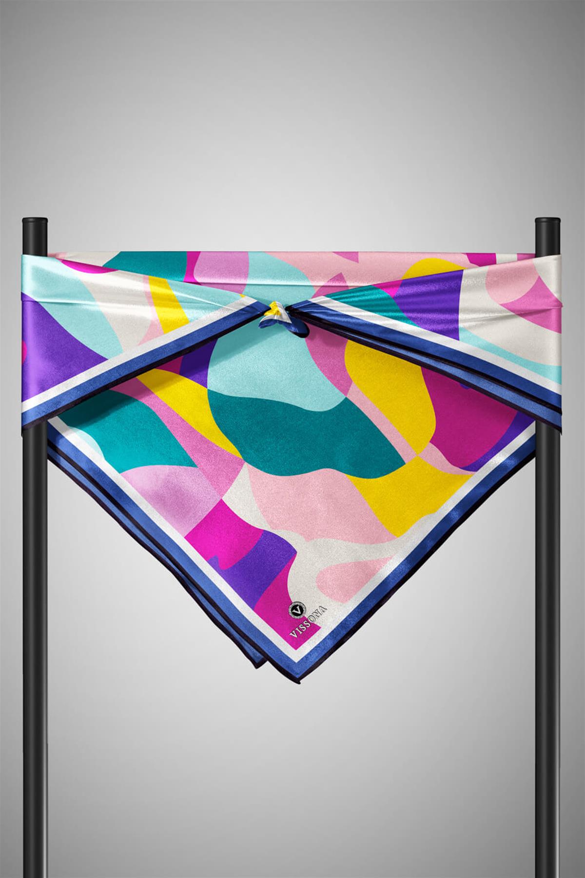 %100 Twill İpek Geometrik Desenli Pembe - Petrol Yeşili Renkli 90x90 Eşarp Dikim Şekli : El Dikişi