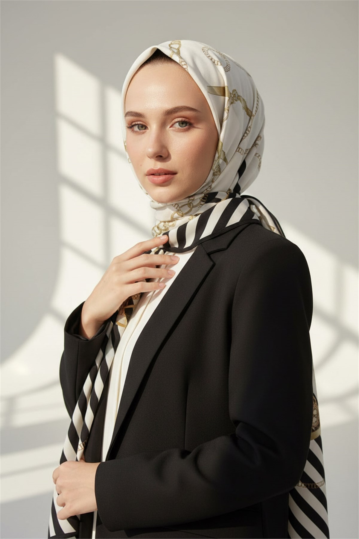 KREP ÇİZGİLİ DESENLİ TAŞ - KREM RENKLİ 75X195 KIRIŞMAZ ŞAL