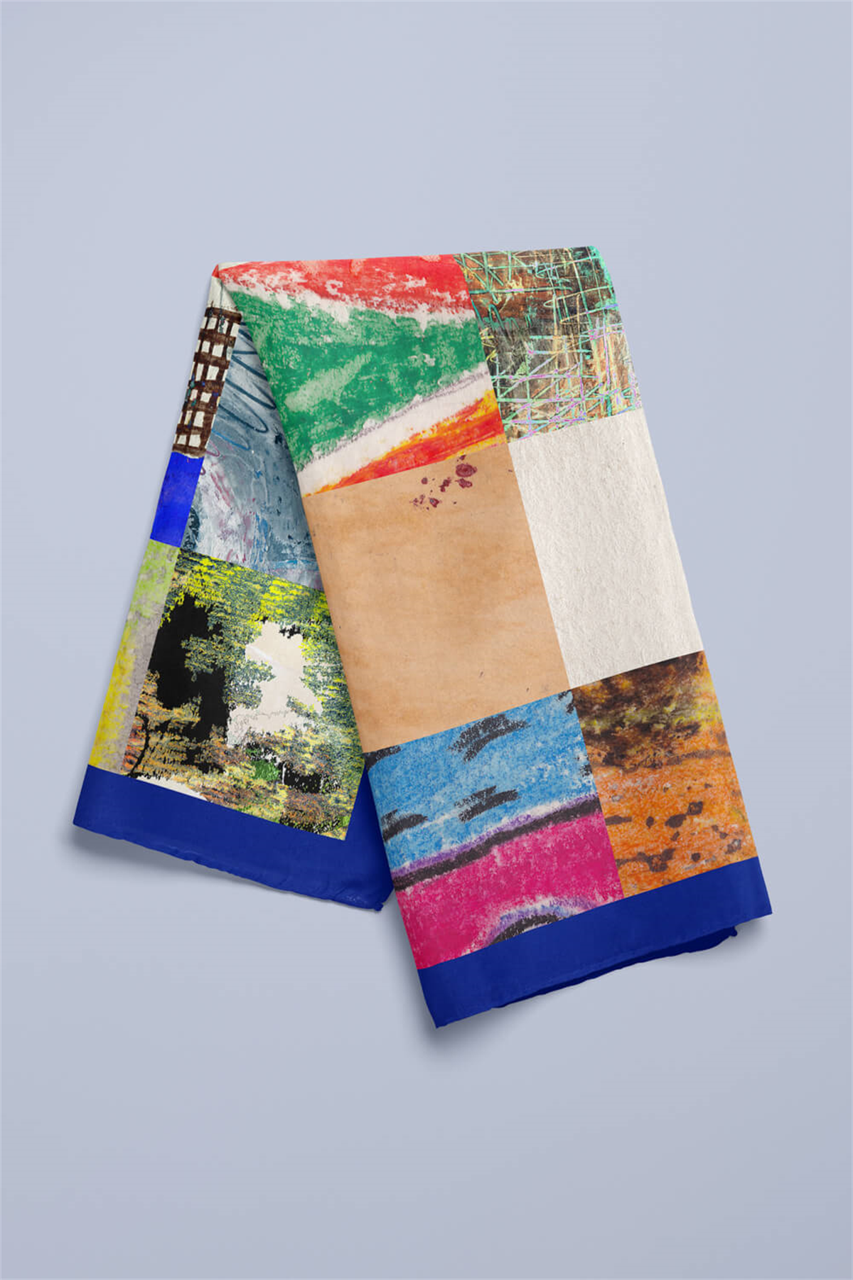 C72 Kadın Patchwork Desenli Bandana 50x50 Yeşil Kırmızı DG0277-22