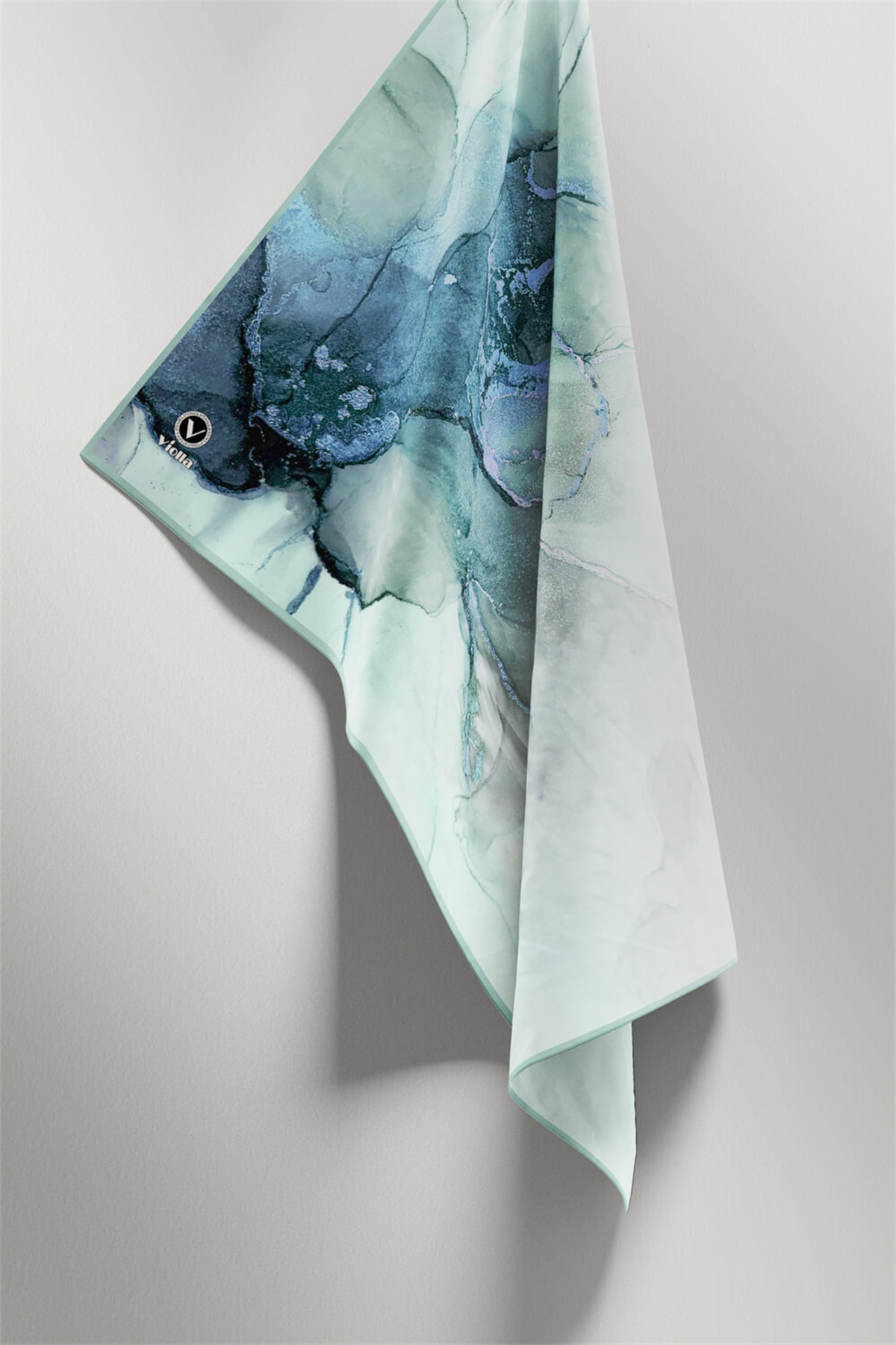 Twill Batik Desenli Mint Yeşili Renkli 90x90 Eşarp (İpek İçermez) Kenar Dikiş Şekli El Dikişli