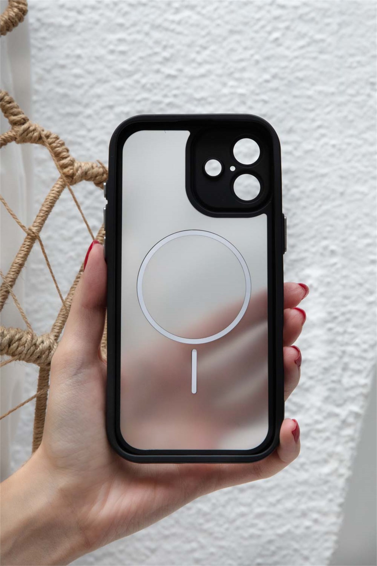 iPhone 16 Plus Kılıf – Kamera Korumalı – MagSafe Uyumlu – Siyah Renk – Mat Silikon Telefon Kılıfı