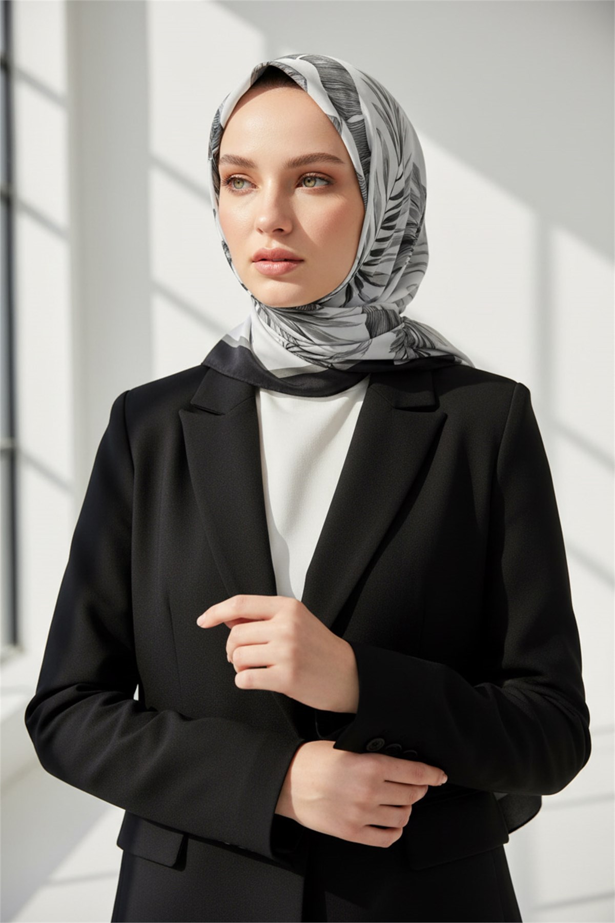 KREP YAPRAK DESENLİ VİZON - BEJ RENKLİ 75X195 KIRIŞMAZ ŞAL