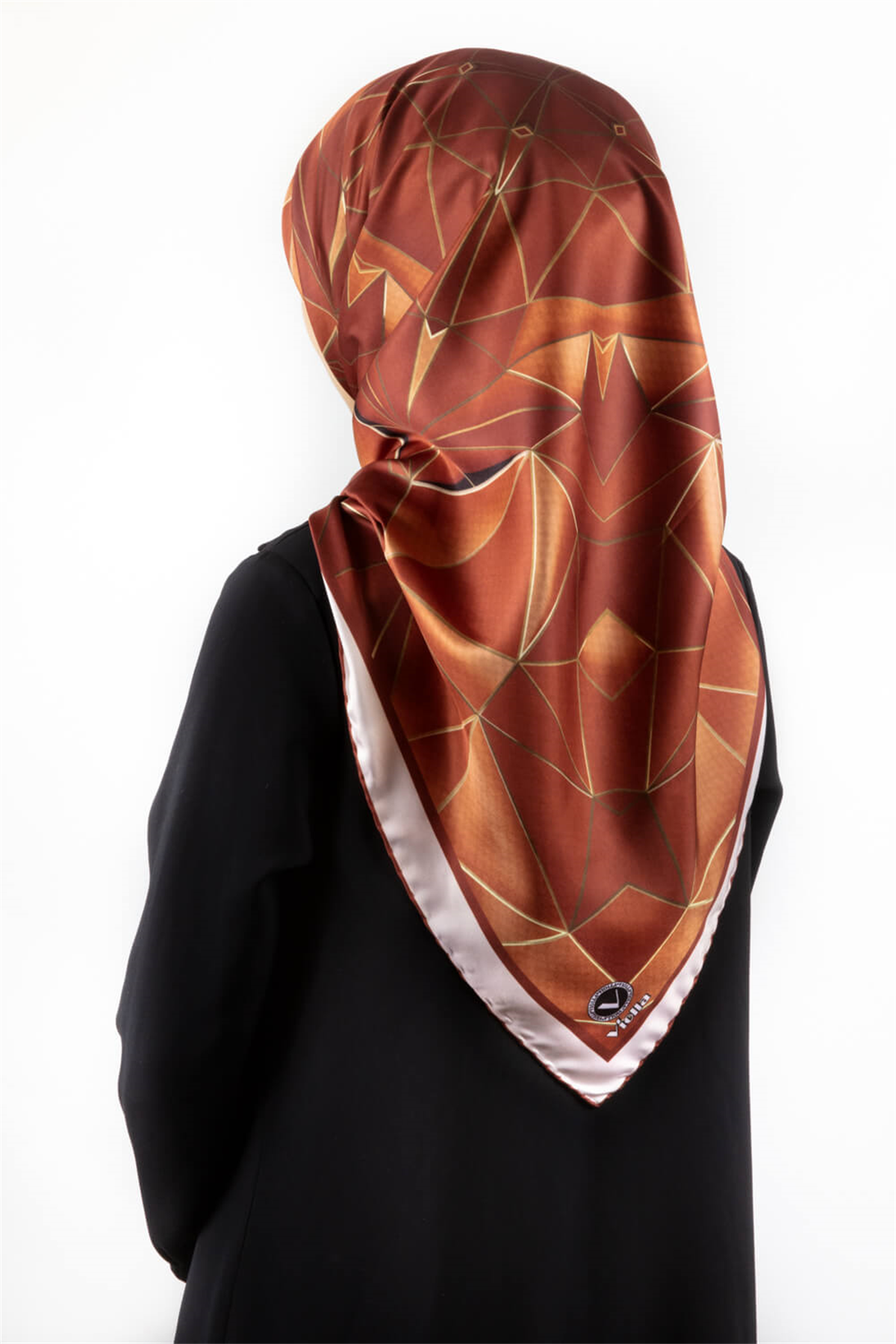 Twill Geometrik Desenli Taba Renkli 90x90 Eşarp (İpek İçermez) Kenar Dikiş Şekli El Dikişli