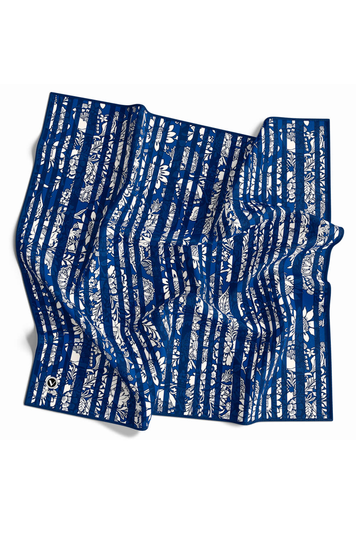 Twill Batik Şal Desenli Lacivert Renkli 90x90 Eşarp (İpek İçermez) Kenar Dikiş Şekli El Dikişli