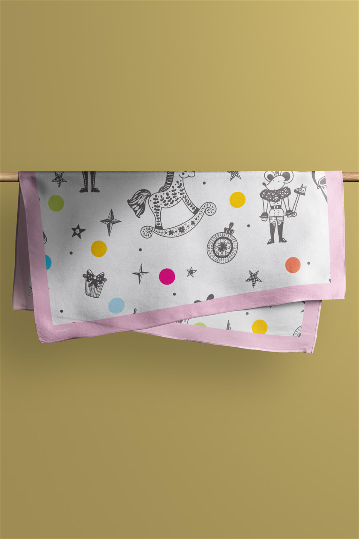 Y38 Kadın Comics Desenli Bandana 50x50 Beyaz DG0195-22