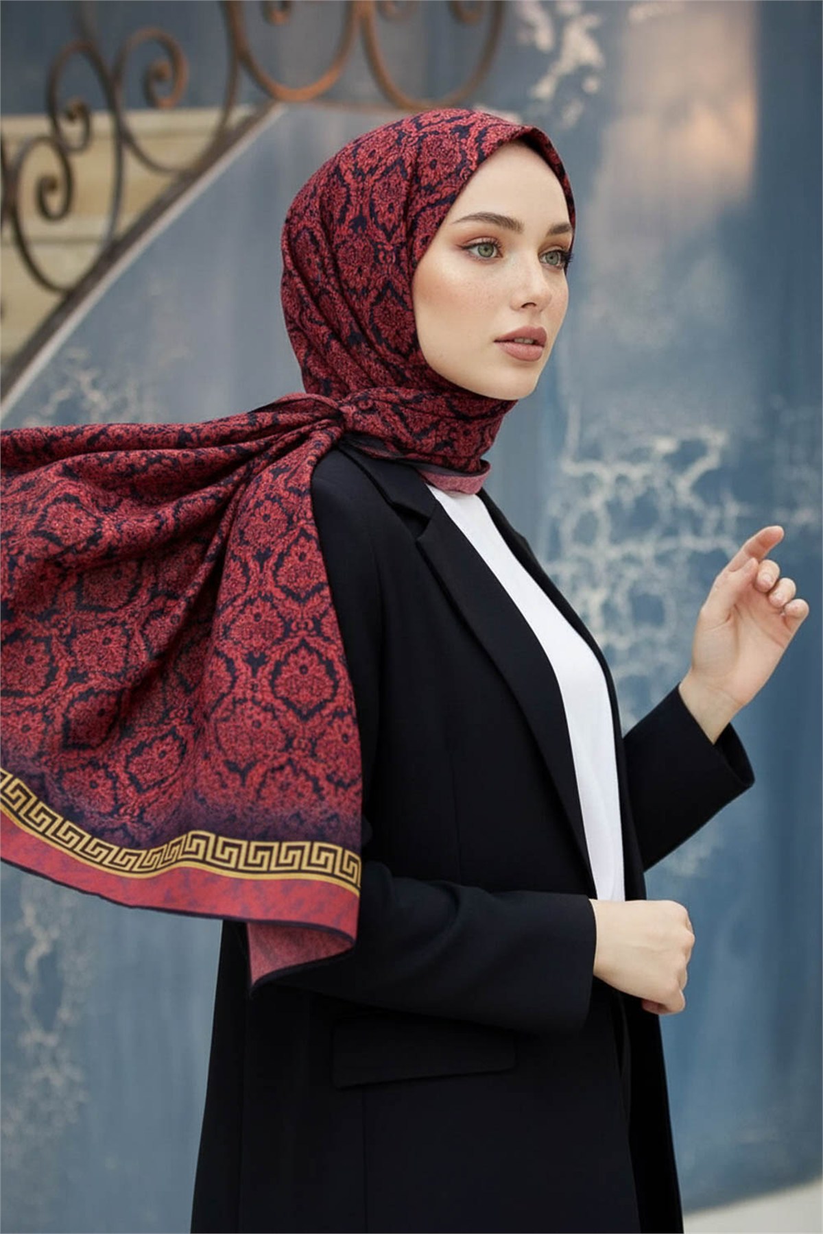 KREP GOLD DETAYLI BAROK DESENLİ BORDO RENKLİ 75X195 KIRIŞMAZ ŞAL