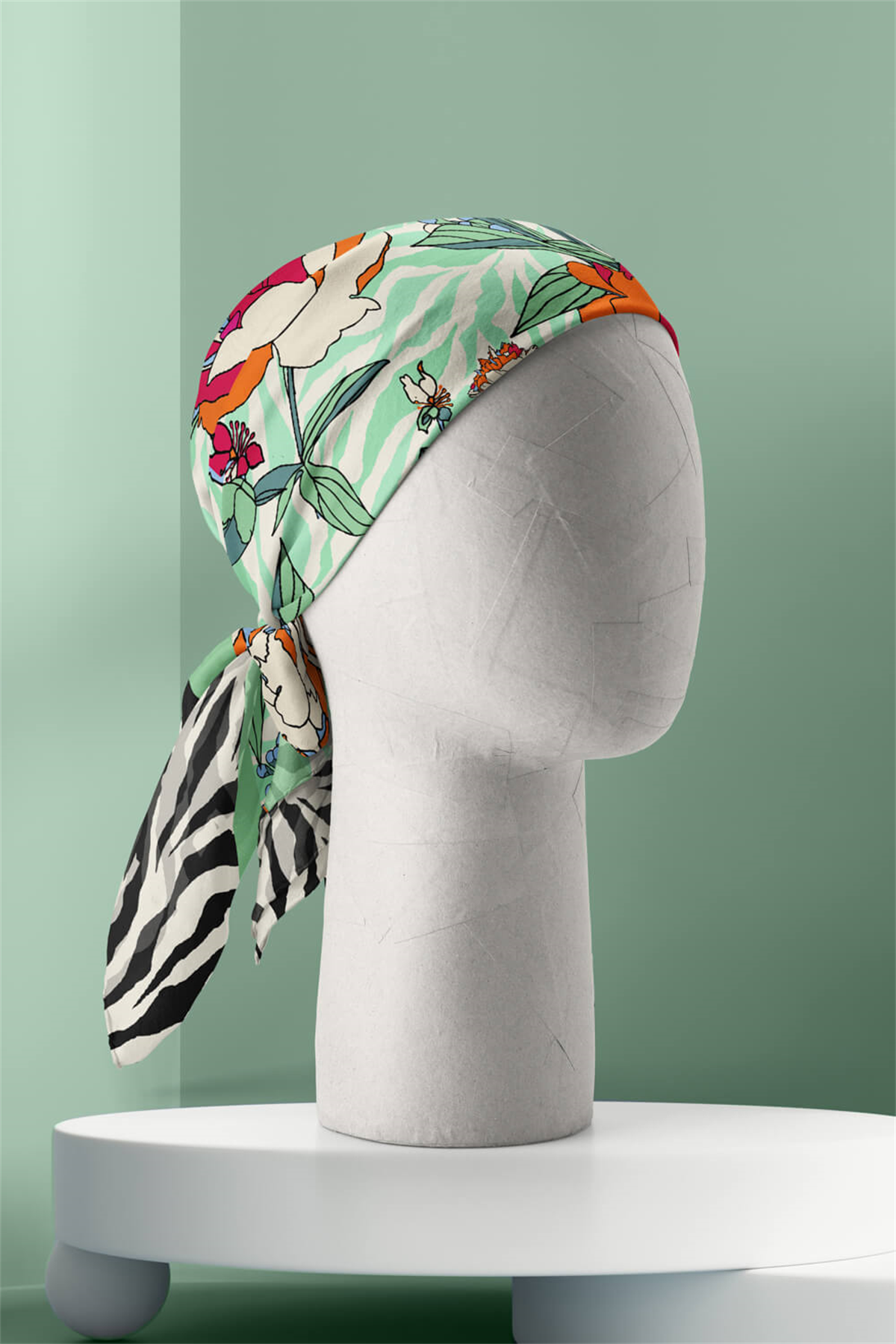 KADIN DESENLİ BANDANA