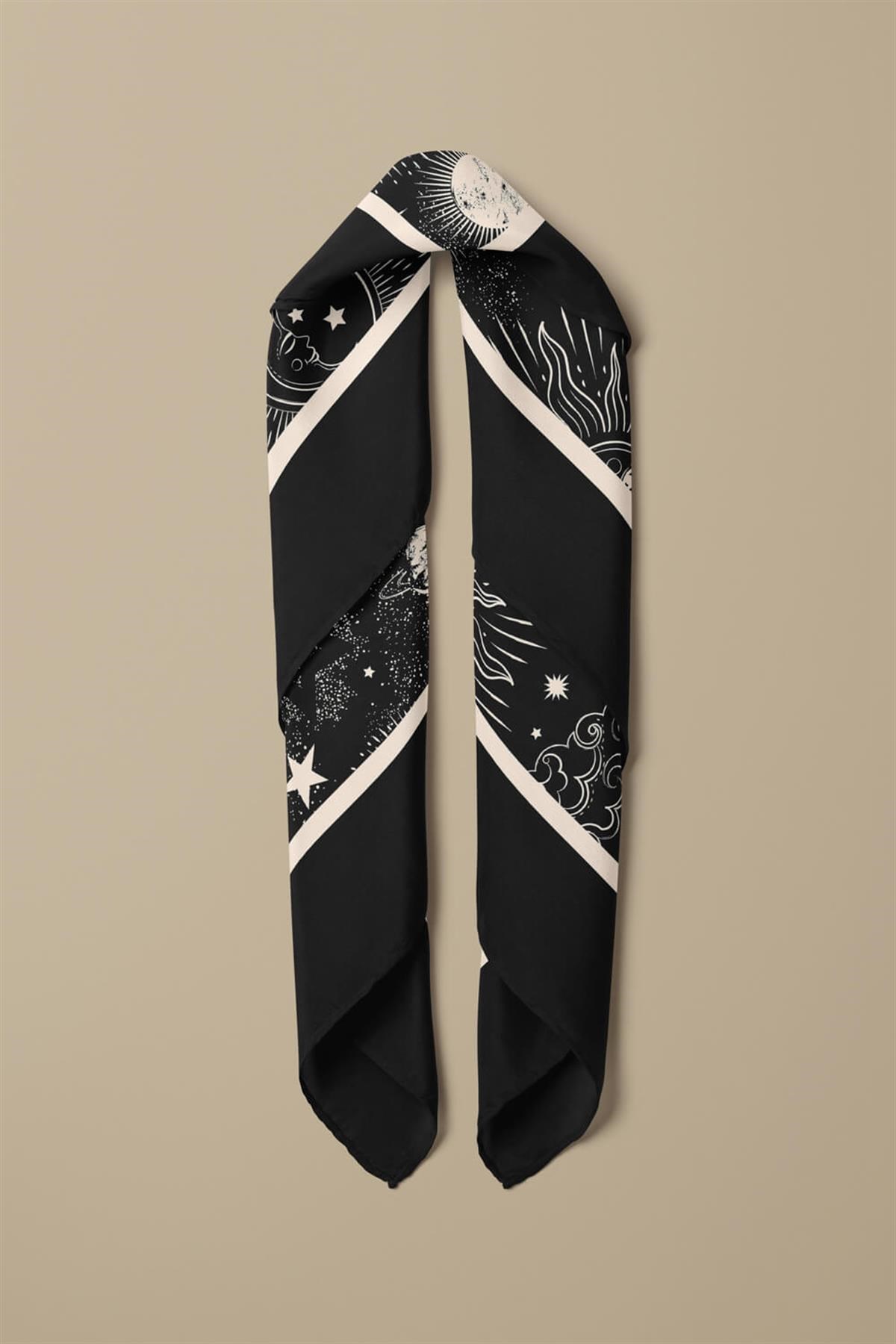 Violla Moon Bandana