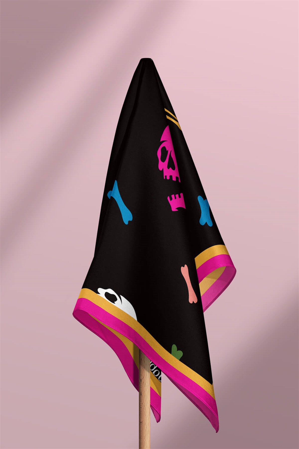 Violla Kurukafa Desenli Bandana