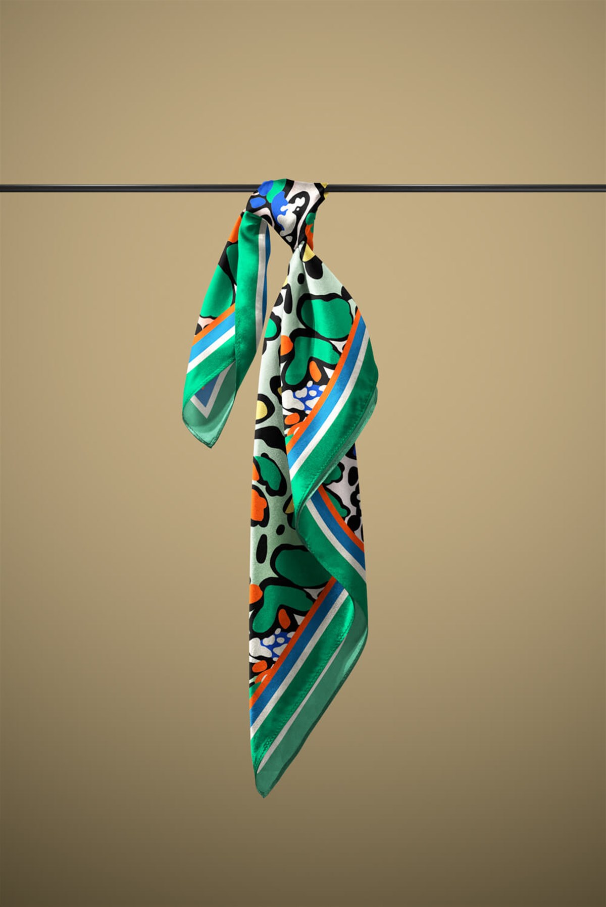 Violla D26 WATERCOLOR LEOPARD BANDANA