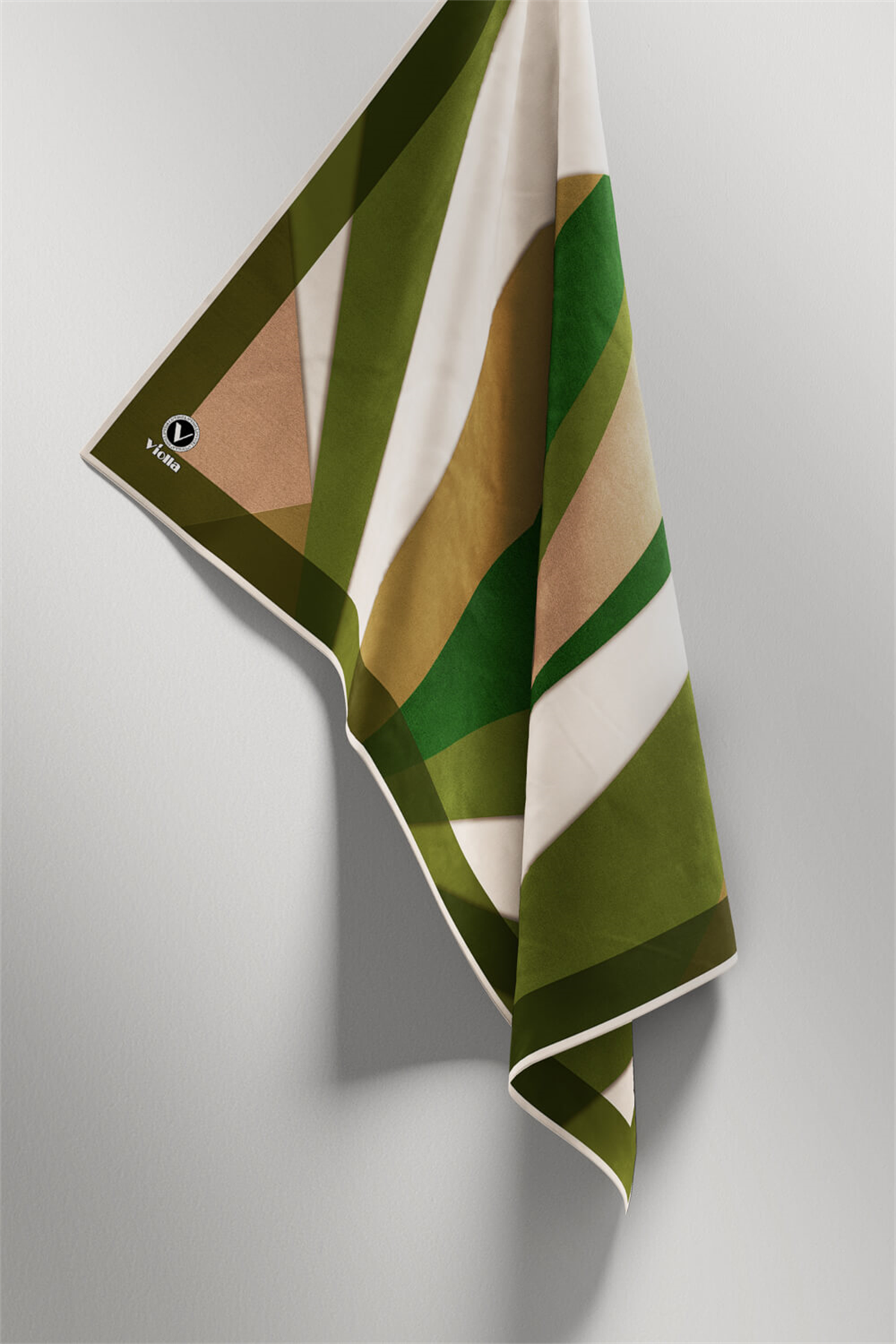 Twill Geometrik Desenli Haki Renkli 90x90 Eşarp (İpek İçermez) Dikim Şekli : El Dikişi