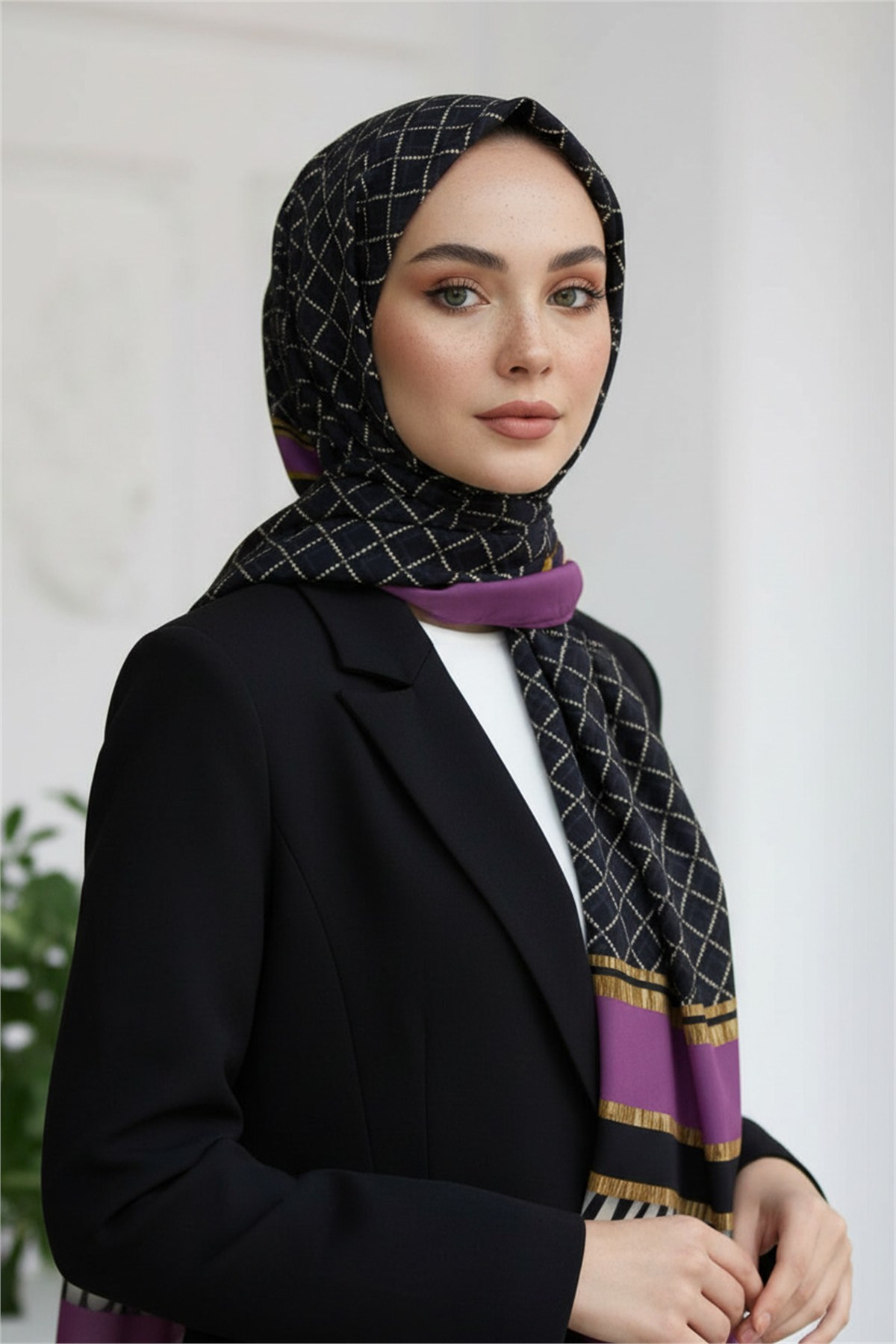 KREP ZEBRALI BAKLAVA DESENLİ LİLA RENKLİ 75X195 KIRIŞMAZ ŞAL