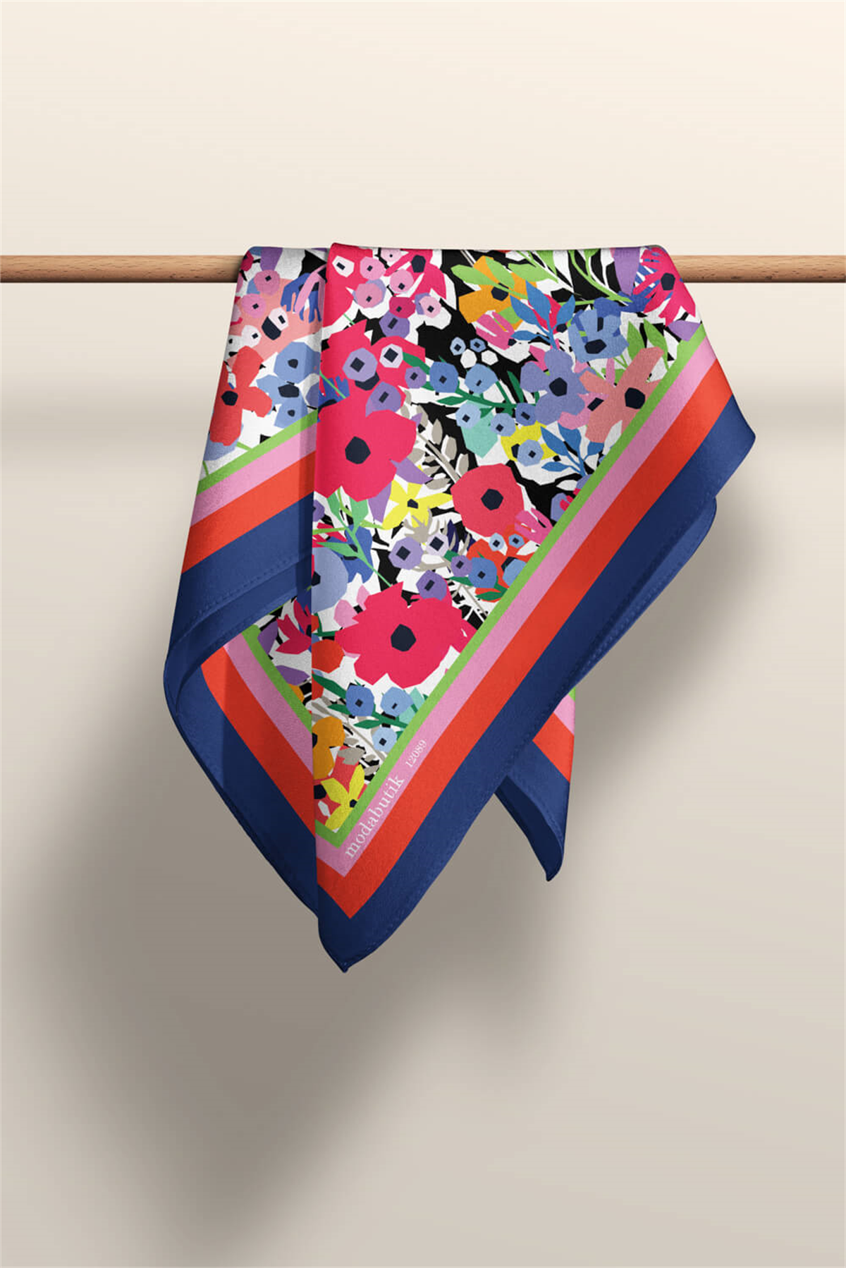 Y52 MODERN ÇİÇEKLİ TASARIM BANDANA DG12089