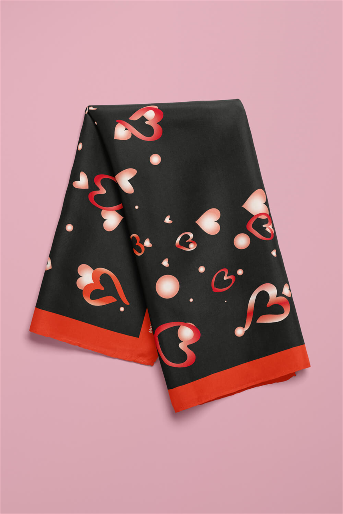 V18 Kadın Kalp Desenli Bandana 50x50 Siyah Kırmızı DG0450-22