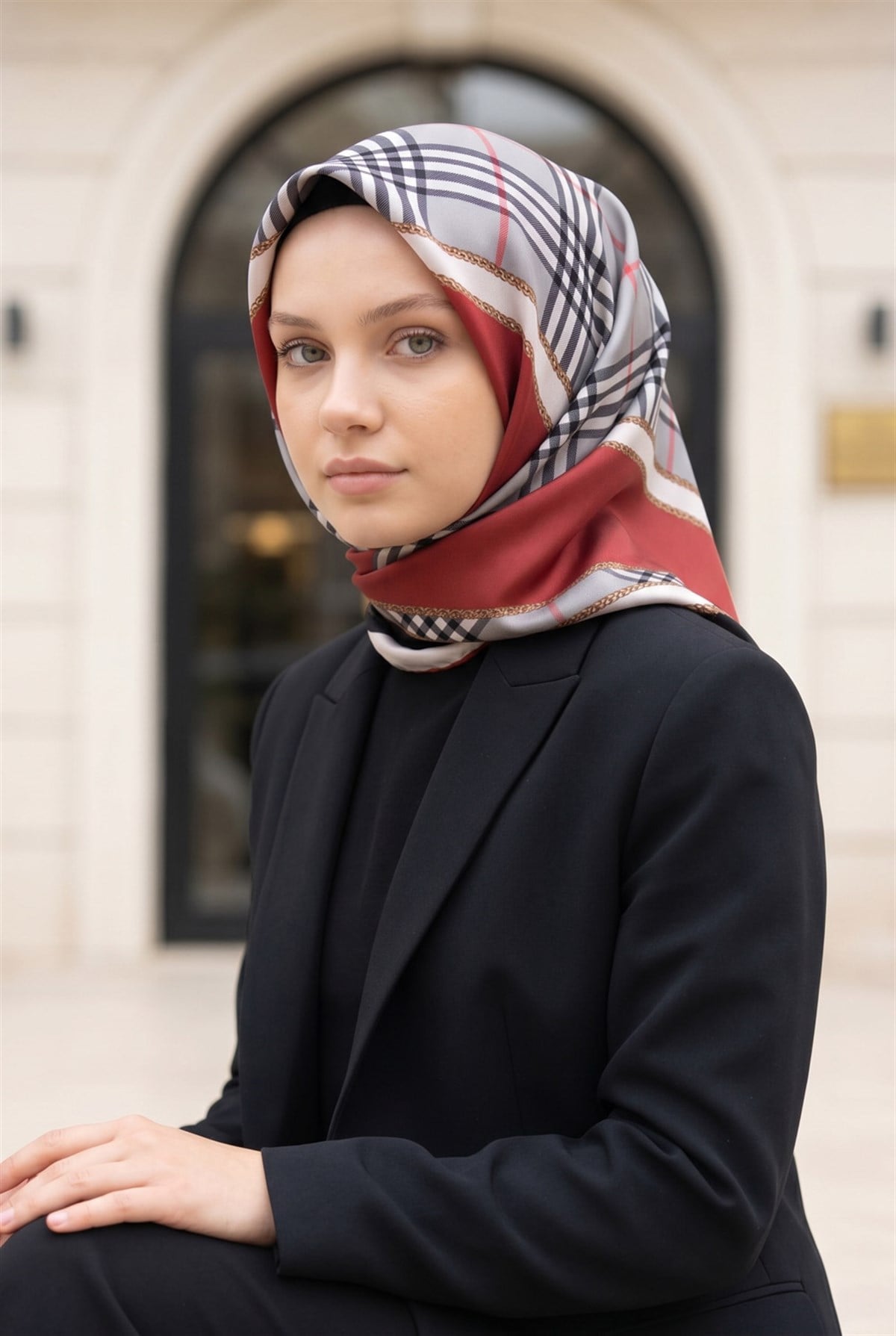 %100 Twill İpek Ekose Desenli Bordo Renkli 90x90 Eşarp Dikim Şekli : El Dikişi