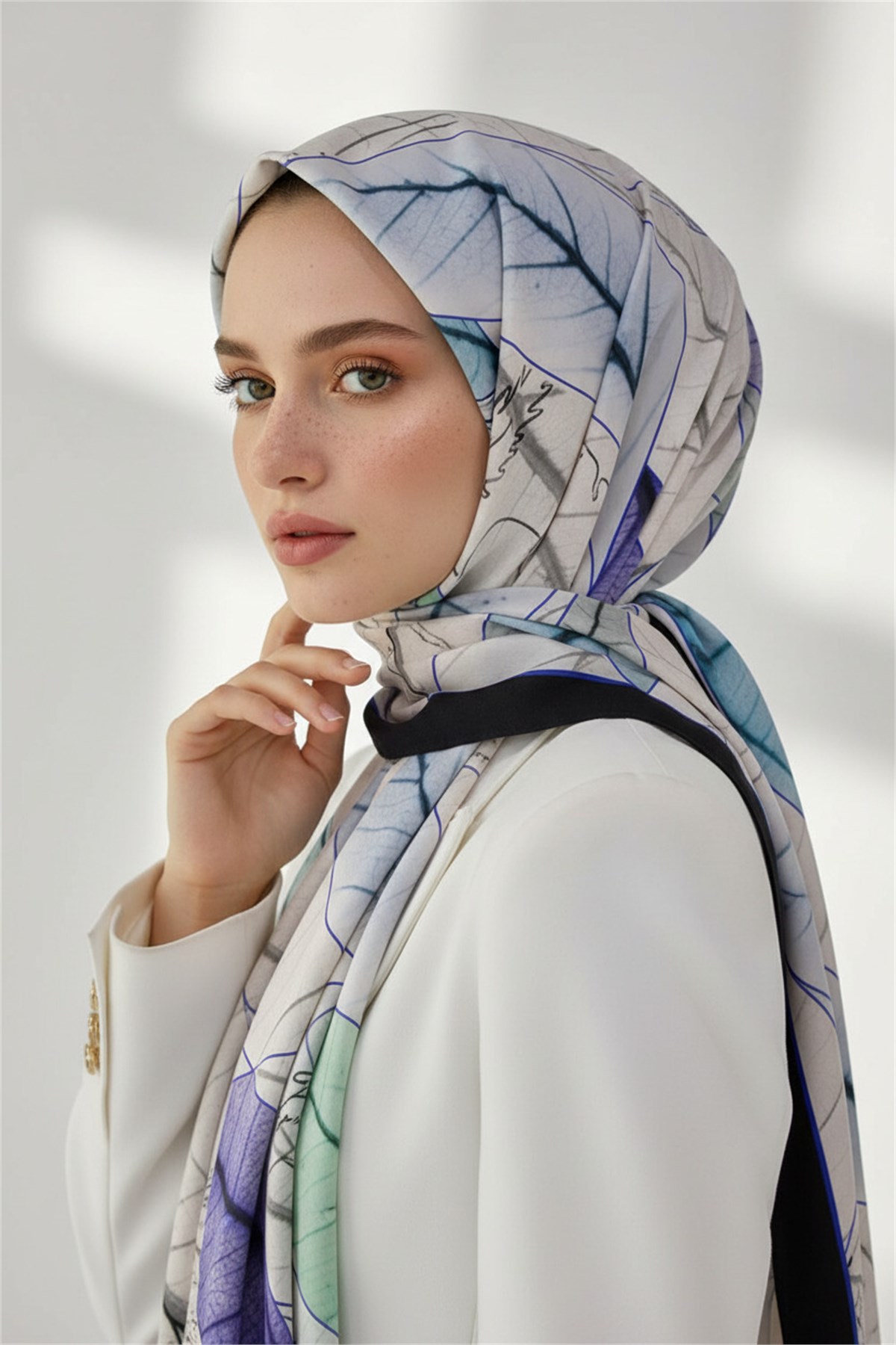 KREP YAPRAK DESENLİ SAKS RENKLİ 75X195 KIRIŞMAZ ŞAL