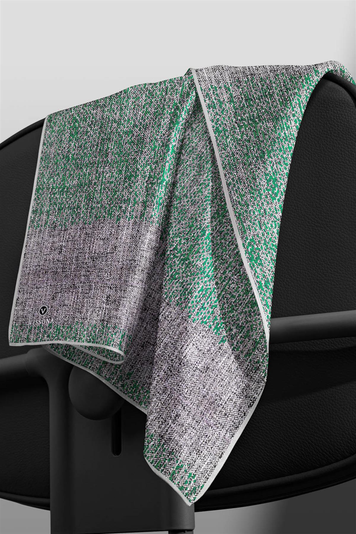 %100 Twill İpek Dokulu Desen Benetton Yeşili - Sütlü Kahve Renkli 90x90 Eşarp Kenar Dikiş Şekli El Dikişli