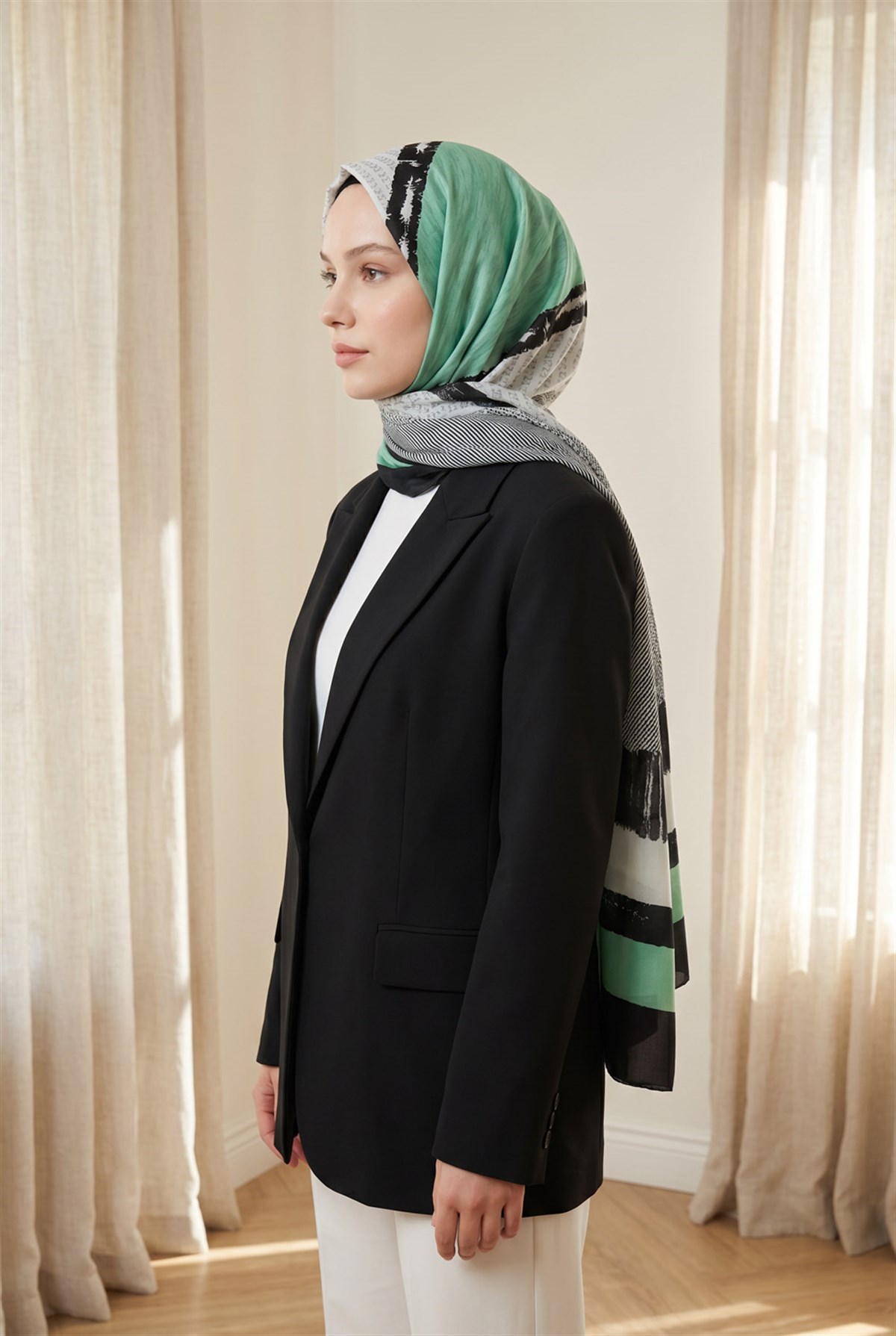 %100 Saf İpek Şal İnce Saten Vual Dokuma Patchwork Desenli Siyah - Mint Yeşili Renkli 90x210 Şal