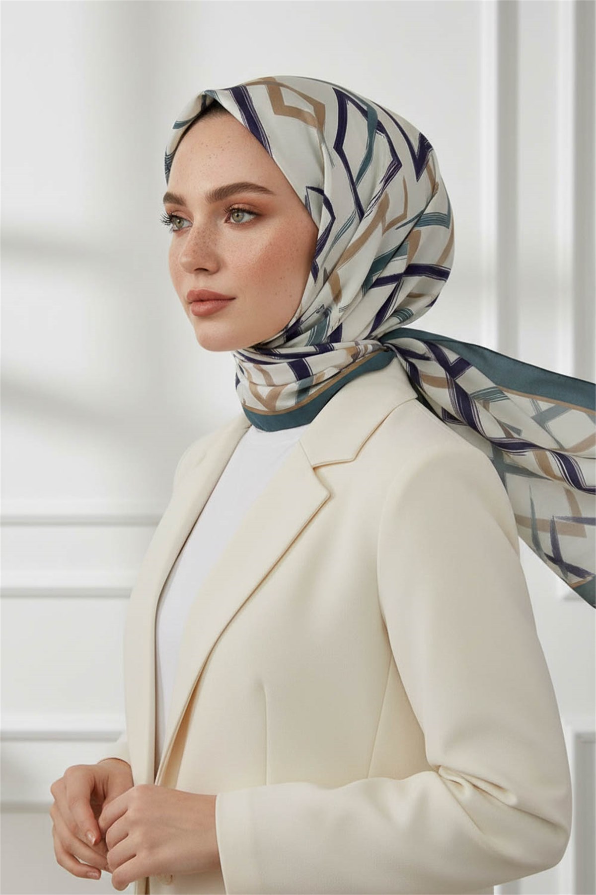 KREP GEOMETRİK DESENLİ MİNT YEŞİLİ RENKLİ 75X195 KIRIŞMAZ ŞAL