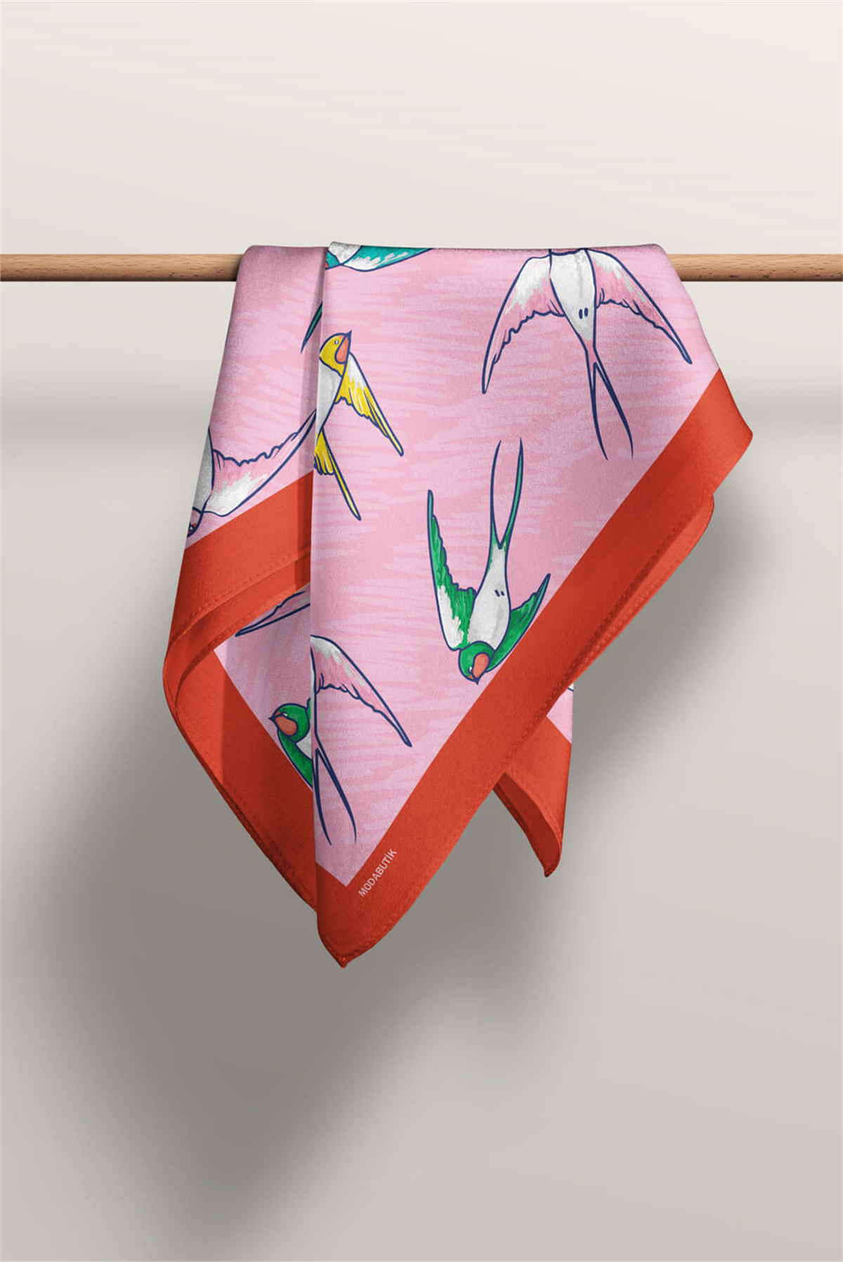 B45 Kadın Kuş Desenli Bandana 50x50 Pembe DG0410-22